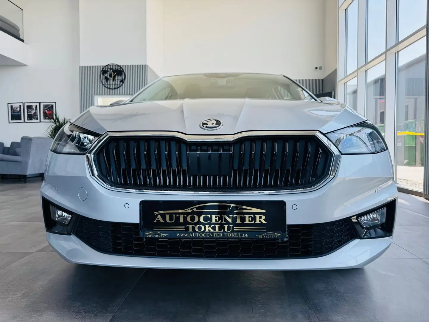 Skoda Fabia Selection 1.0 MPI Kamera LED Argent - 2