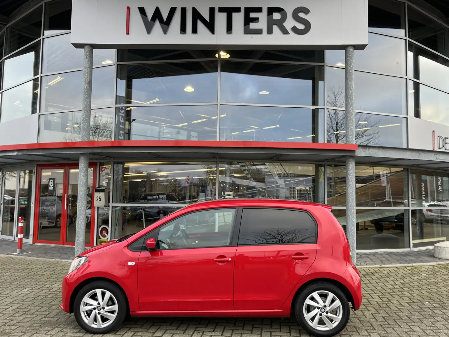 SEAT Mii 1.0 Sport Connect | Airco | Navi | Bluetooth | Cr. Rood - 2