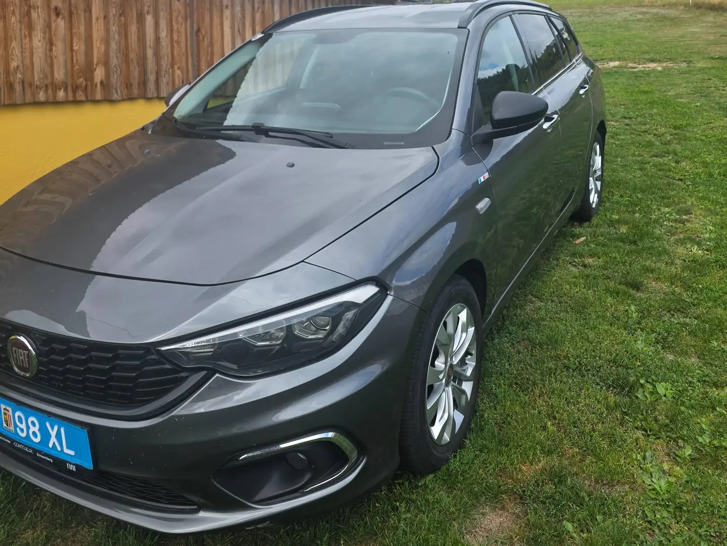 Fiat Tipo Tipo 1,6 MultiJet II 120 Start Grau - 1