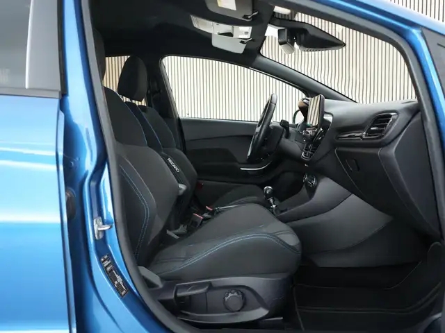 Ford Fiesta view 4