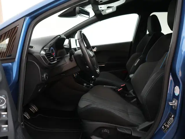 Ford Fiesta view 9