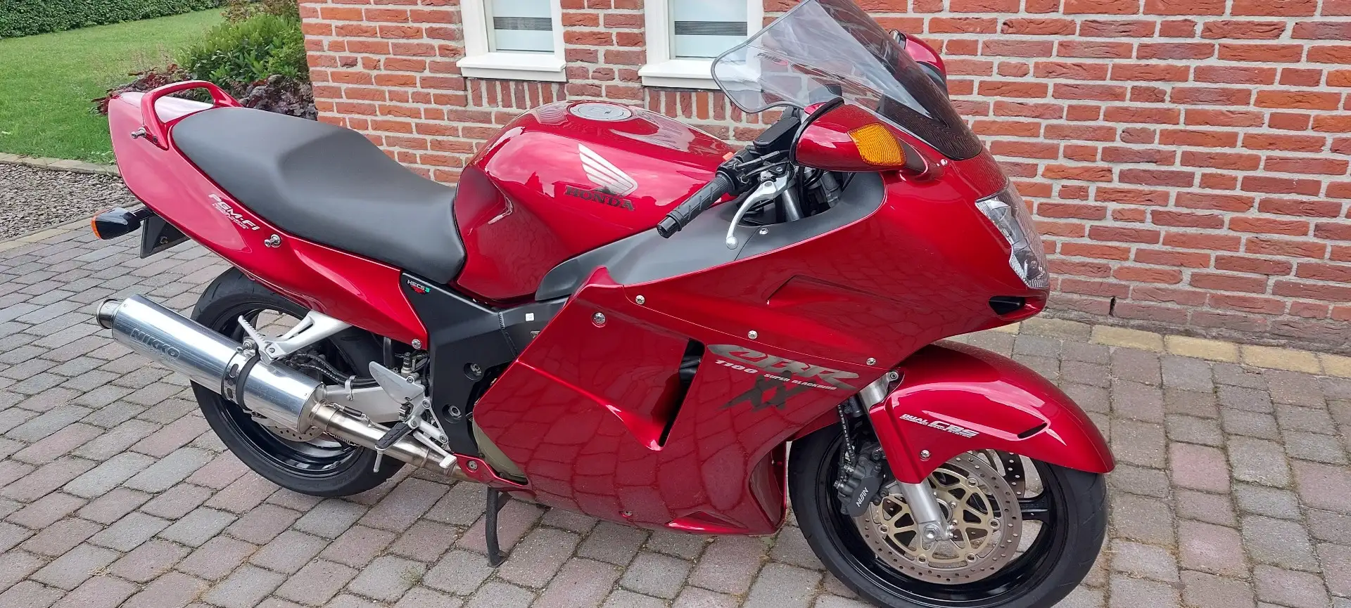 Honda CBR 1100 honda cbr 1100 xx Rood - 1