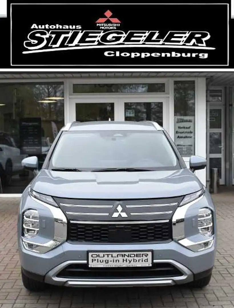 Mitsubishi Outlander 2.4L PHEV Intro Edition Grau - 2