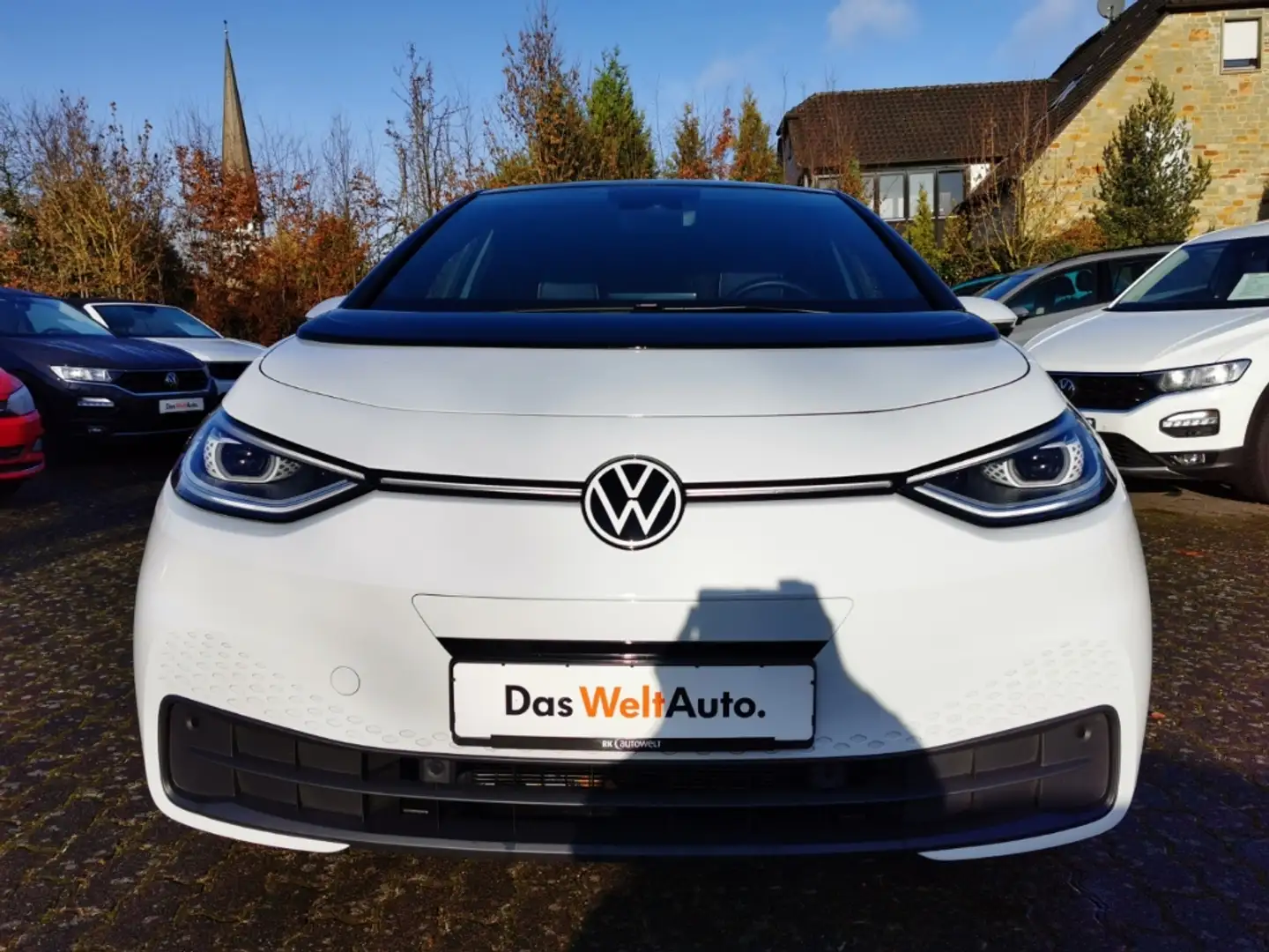 Volkswagen ID.3 Performance Pro Tech LED Matrix Panorama AHK Navi Weiß - 2