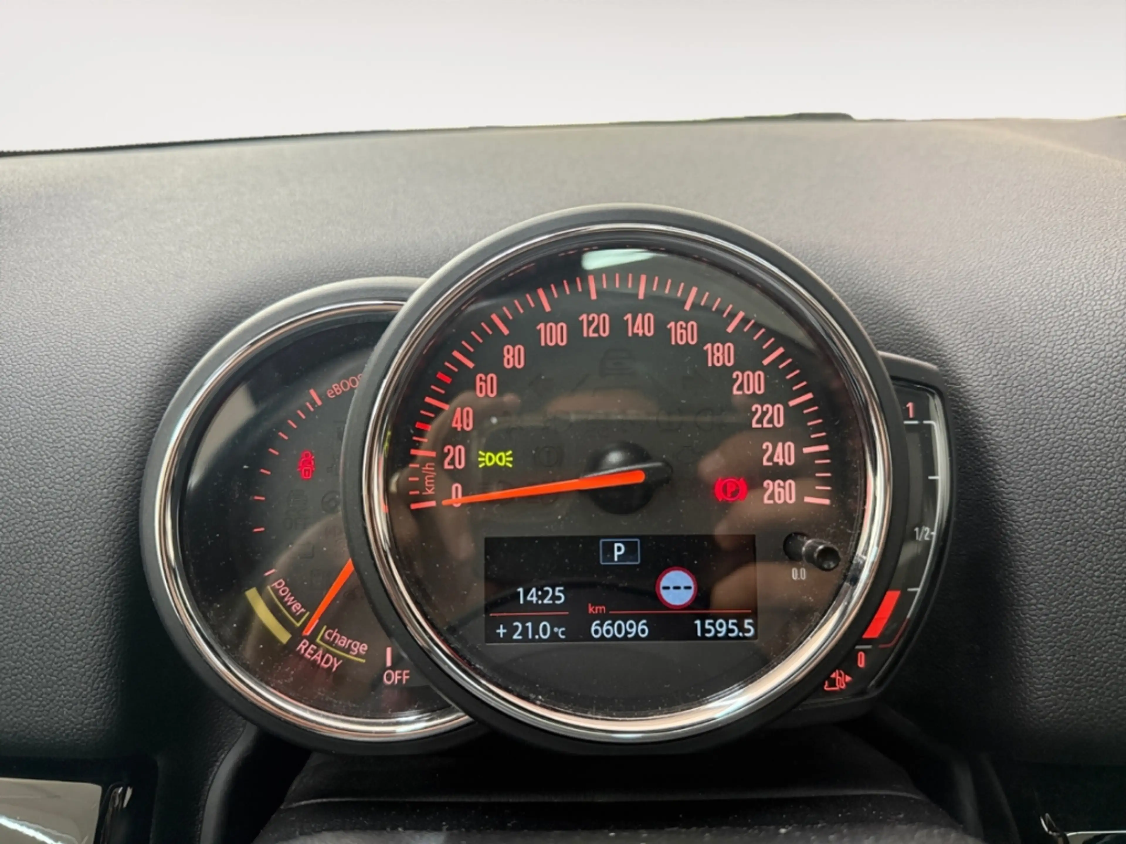 MINI Cooper SE Countryman PHEV AUTOMATIK ALLWETTER NAV LED PANODACH ACC SIT — photo 11