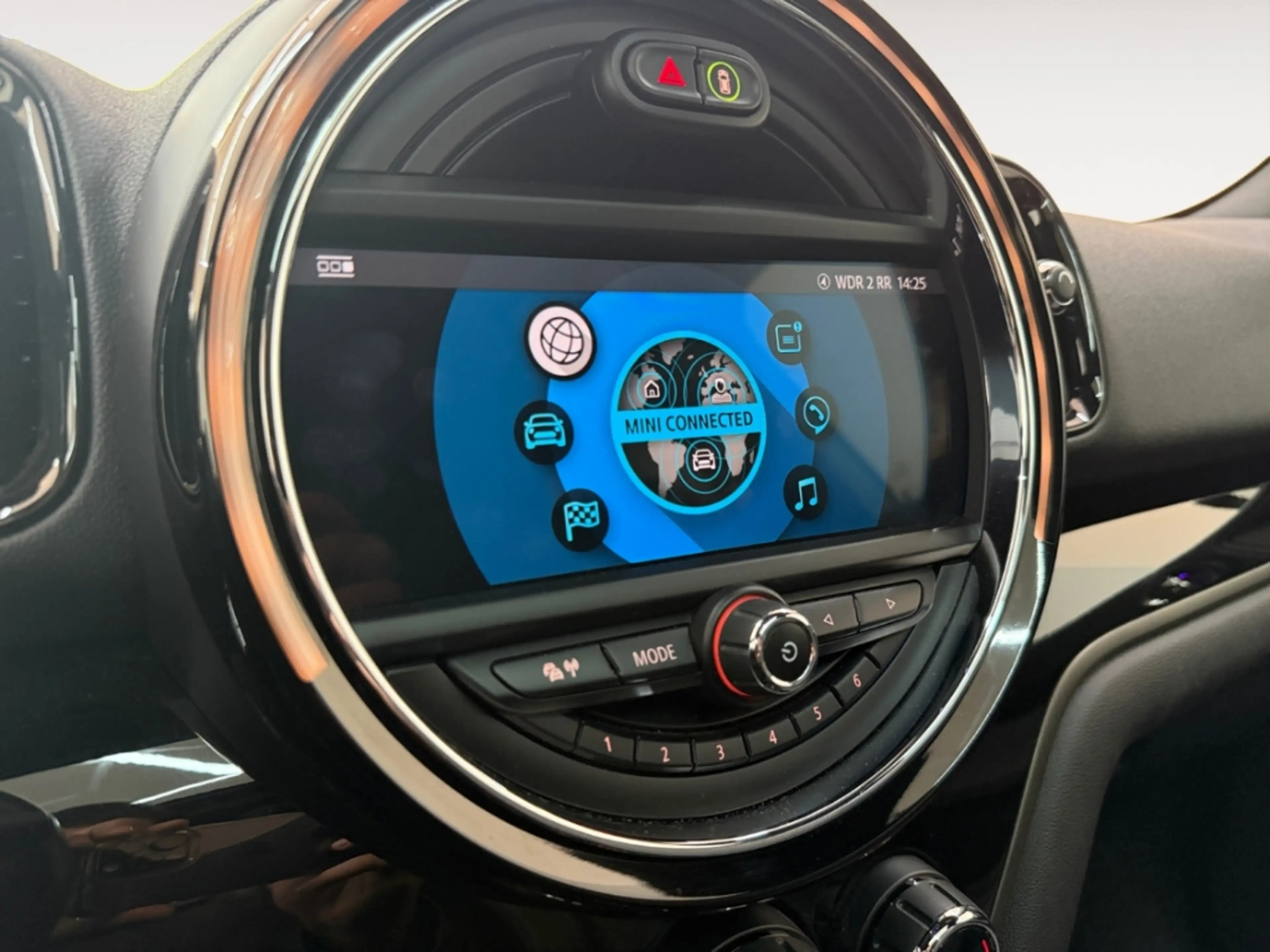 MINI Cooper SE Countryman PHEV AUTOMATIK  ALLWETTER NAV LED PANODACH ACC SIT — photo 10