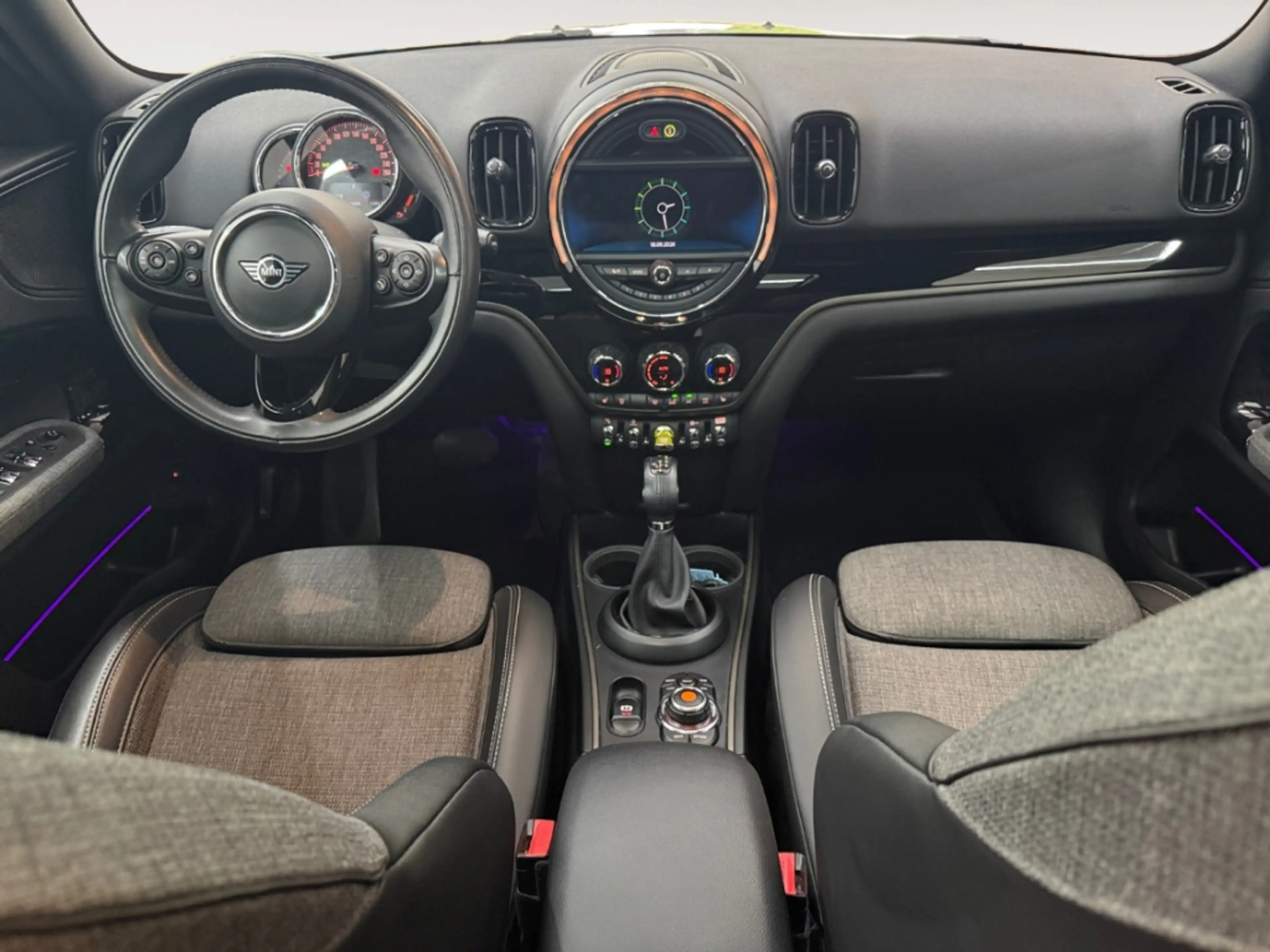 MINI Cooper SE Countryman PHEV AUTOMATIK ALLWETTER NAV LED PANODACH ACC SIT — photo 12