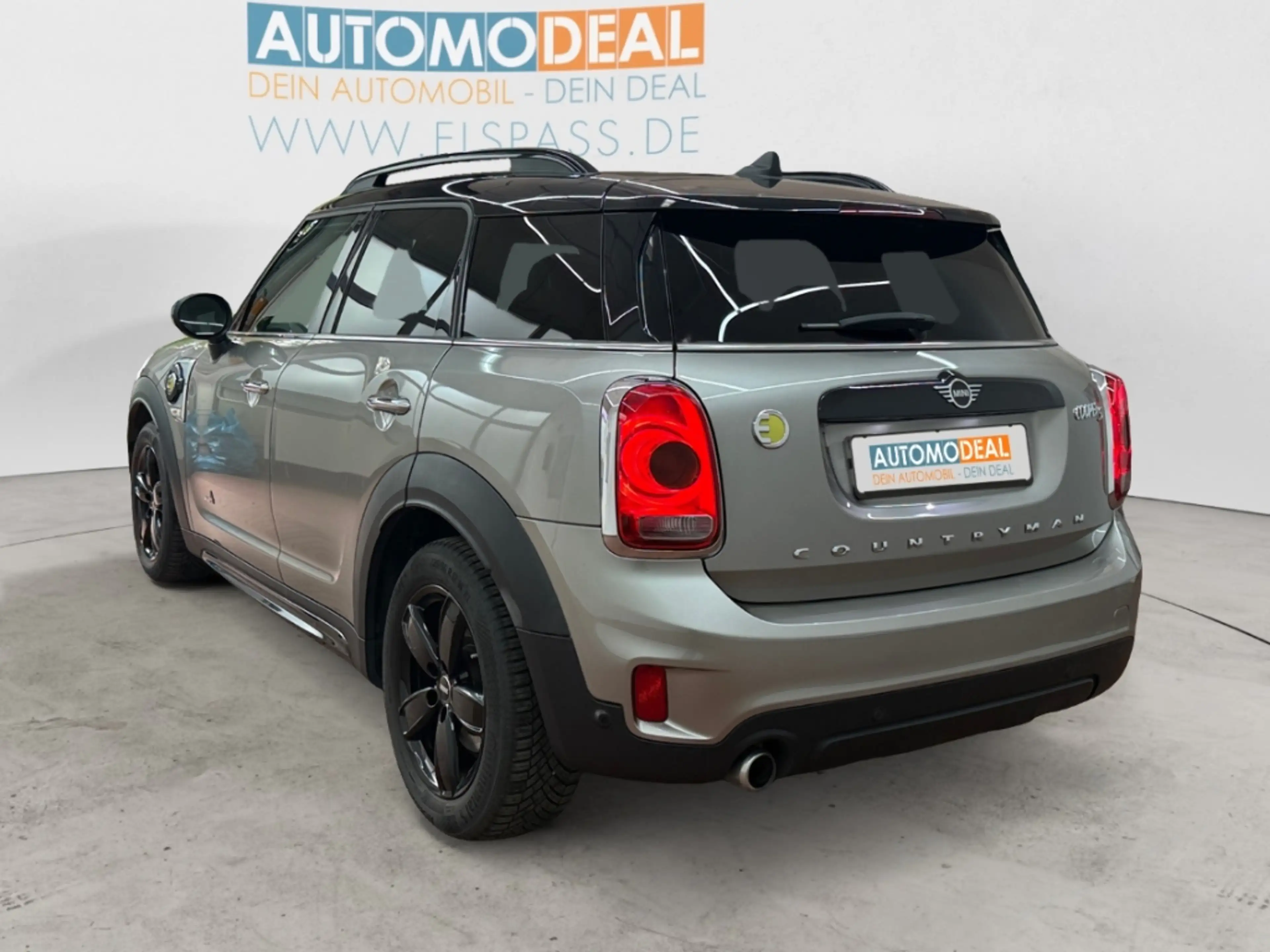 MINI Cooper SE Countryman PHEV AUTOMATIK  ALLWETTER NAV LED PANODACH ACC SIT — photo 7