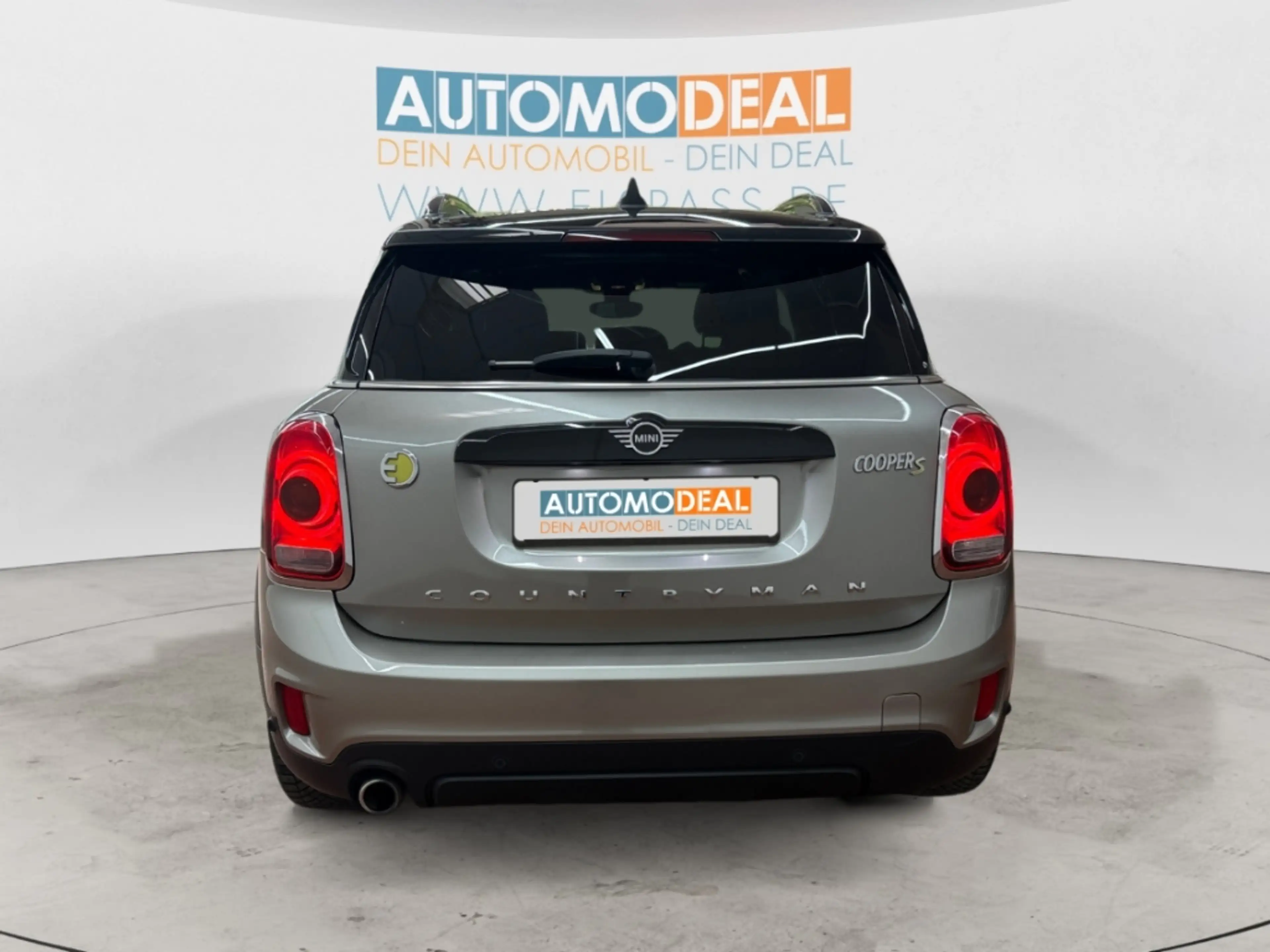 MINI Cooper SE Countryman PHEV AUTOMATIK ALLWETTER NAV LED PANODACH ACC SIT — photo 6