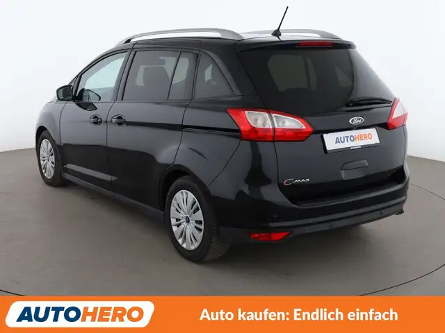 Ford Grand C-Max view 4