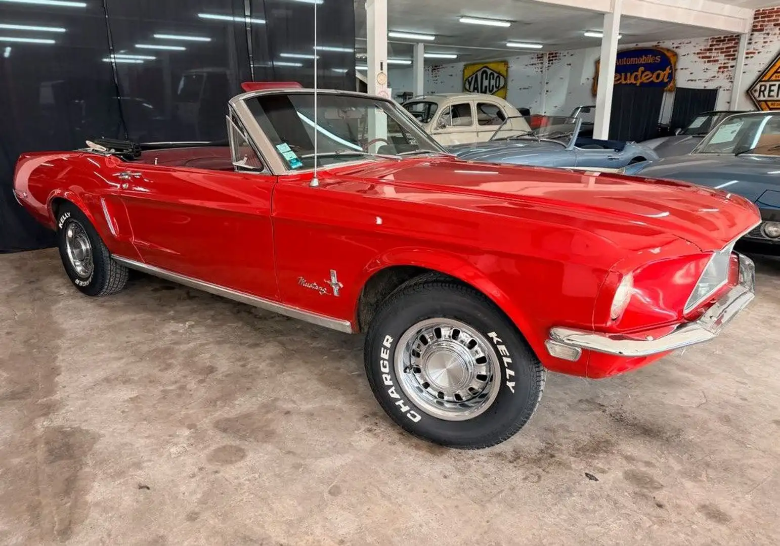 Ford Mustang cabriolet v8 302ci Rot - 2