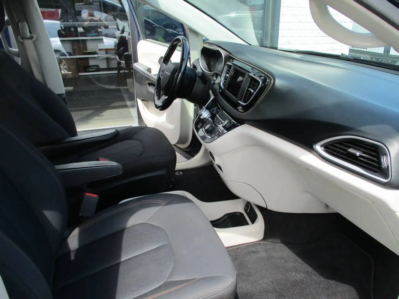 Chrysler Pacifica fotografie Chrysler Pacifica