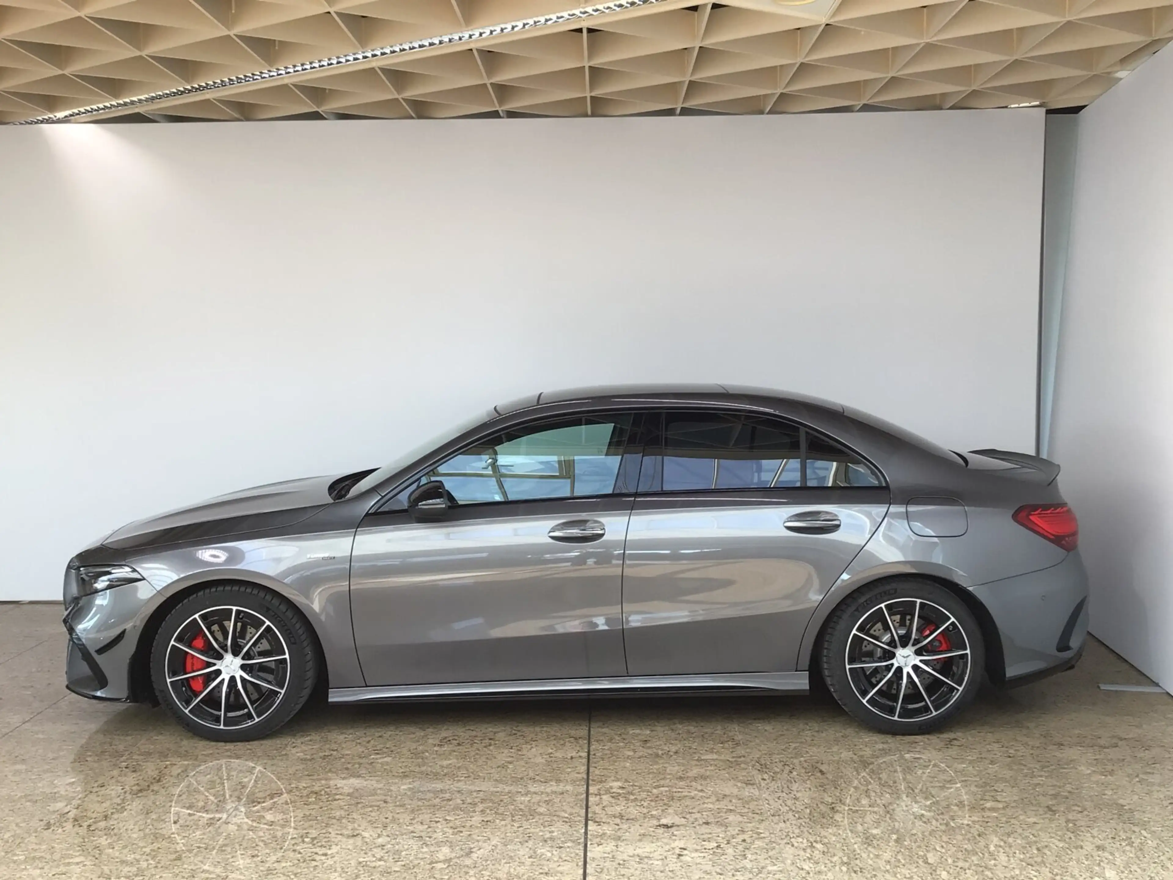 Mercedes-Benz A 35 AMG A 35 4M AMG Line/Pano/Beam/Burm/Night/Distr. Navi — photo 2