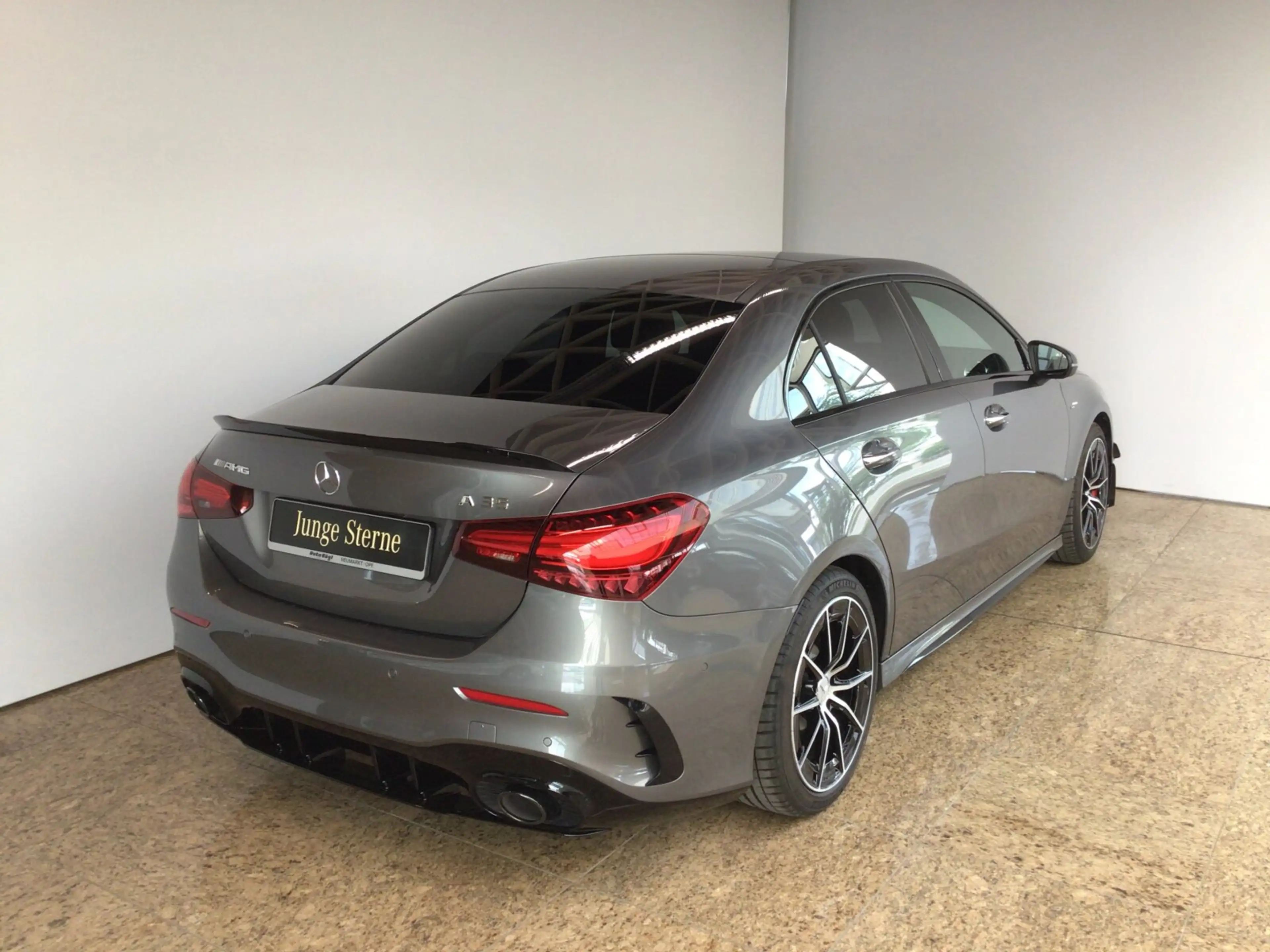 Mercedes-Benz A 35 AMG A 35 4M AMG Line/Pano/Beam/Burm/Night/Distr. Navi — photo 4