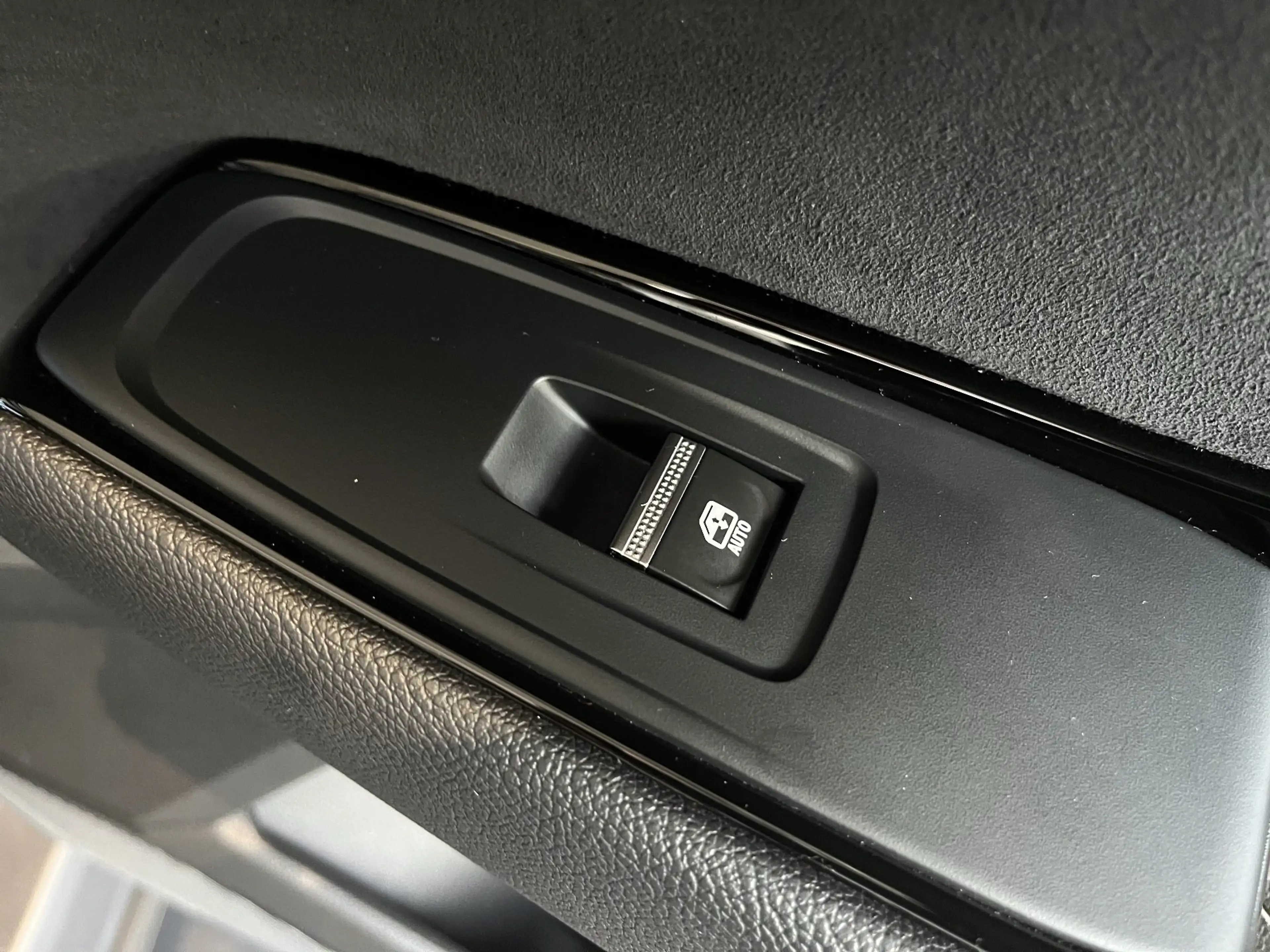 Renault Austral Iconic Esprit Alpine *Vollausstattung* — photo 6