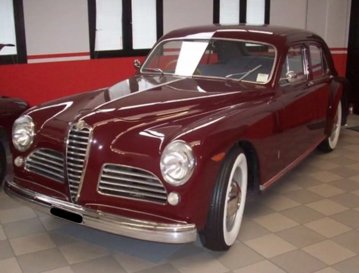 Alfa Romeo 6C 2500 S Kırmızı - 1