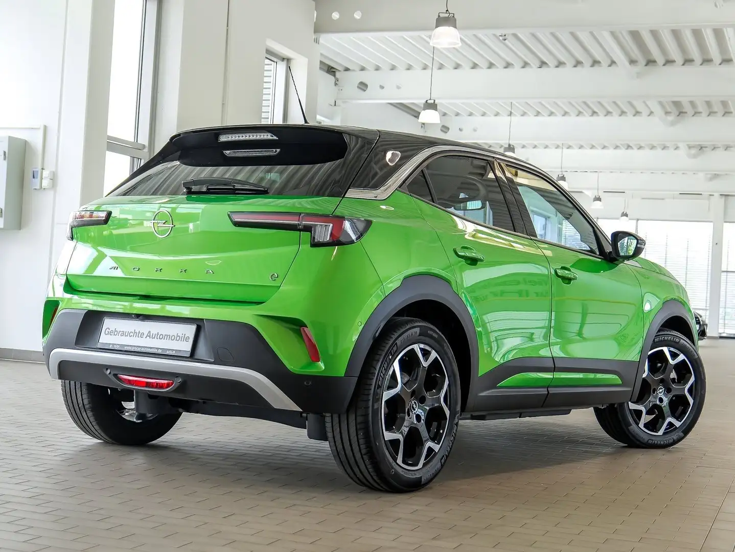 Opel Mokka-E Ultimate Verde - 2