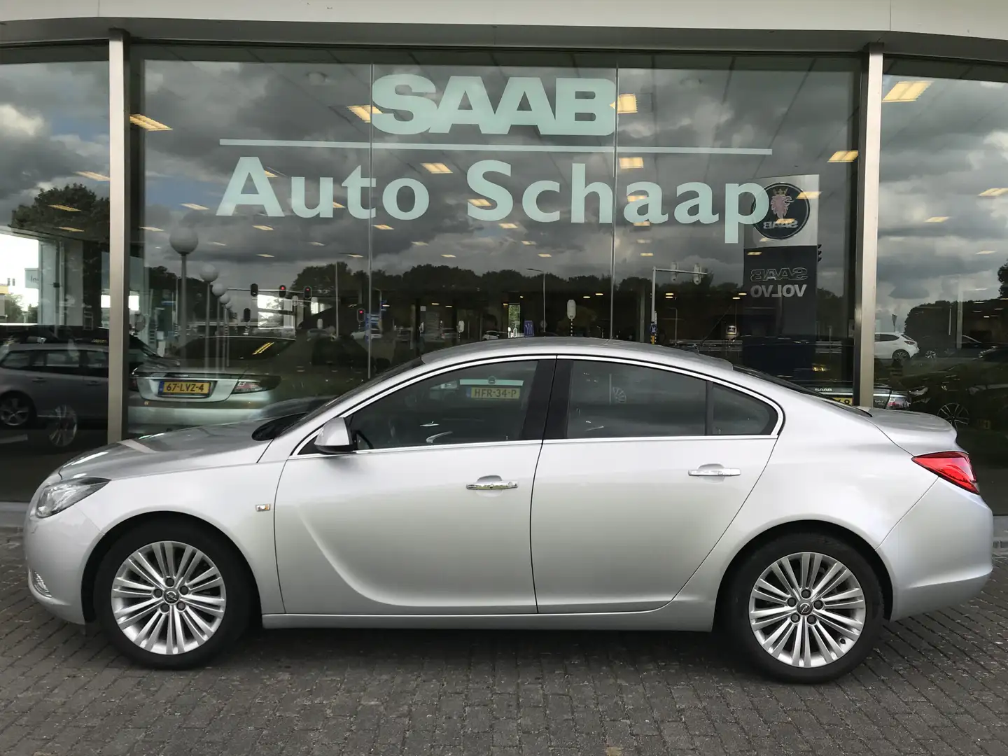 Opel Insignia 1.4 Turbo EcoFLEX Cosmo | Rijklaar incl garantie | Gris - 2