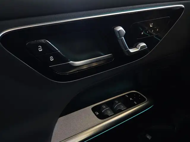 Mercedes-Benz GLC 200 view 15