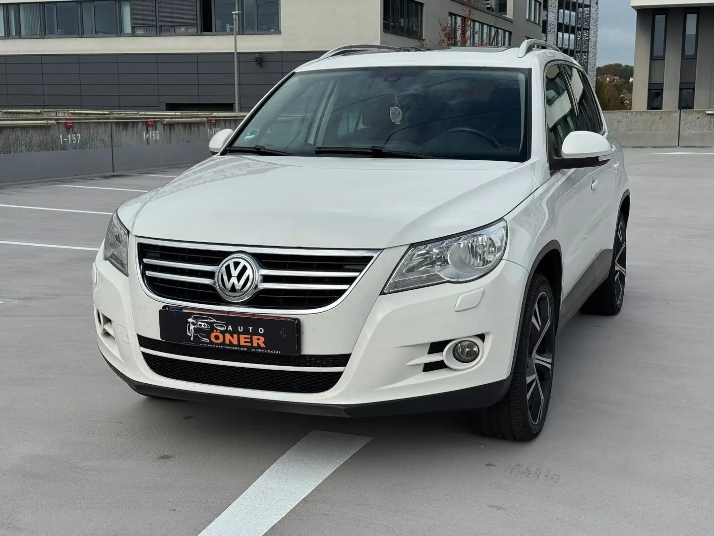 Volkswagen Tiguan Sport & Style 4Motion Blanc - 2