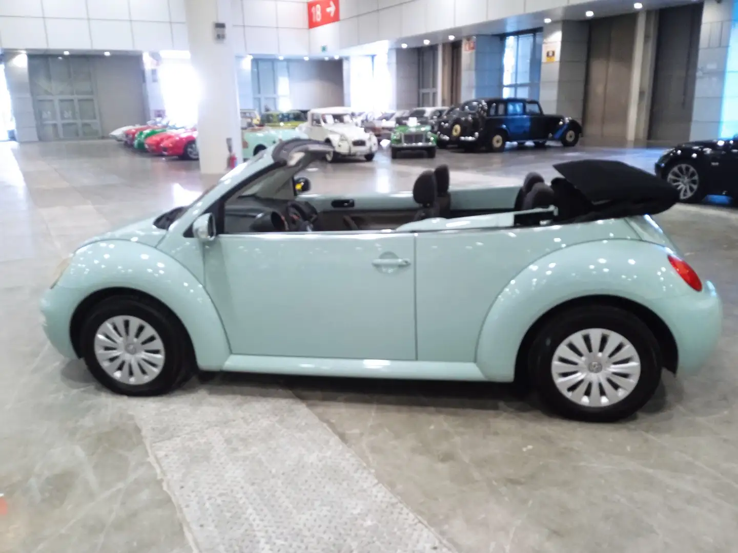 Volkswagen New Beetle Cabrio 1.6 - 2