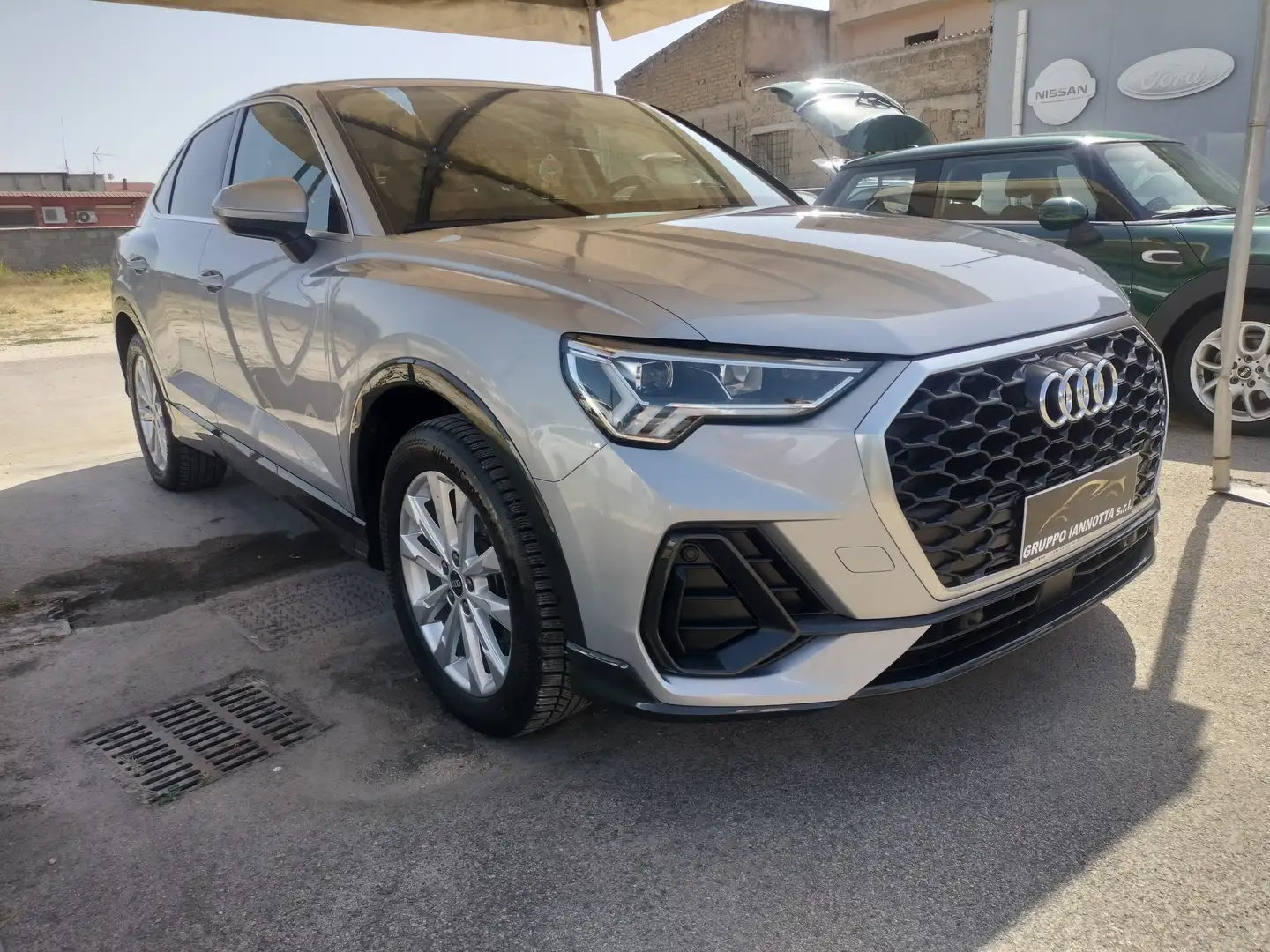 Audi Q3 Q3 SPORTBACK 35 2.0 TDI 150 C.V. VIRTUAL COKPIT Zilver - 2
