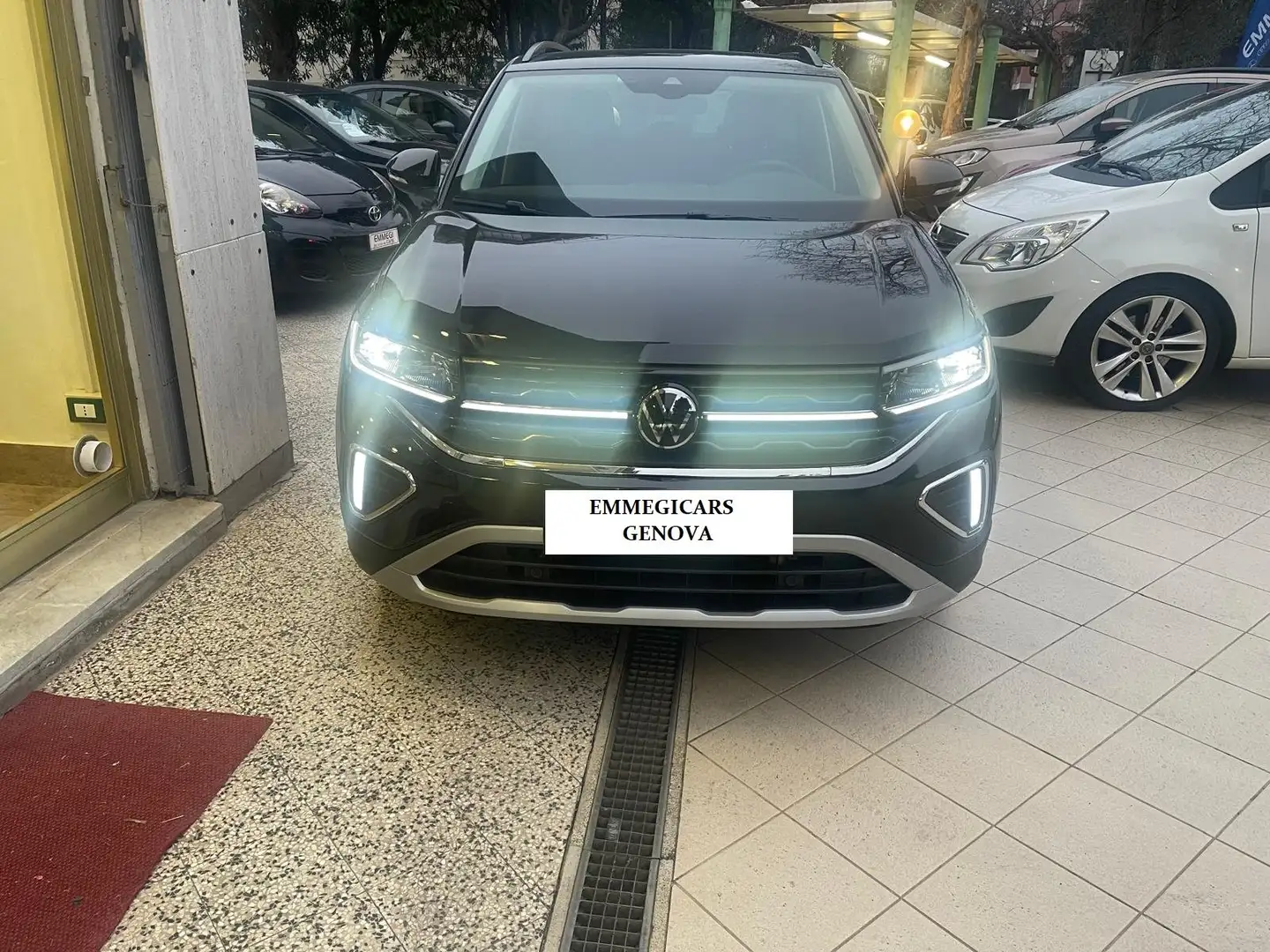 Volkswagen T-Cross 1.0 tsi Edition Plus 115cv dsg NUOVA! Noir - 2
