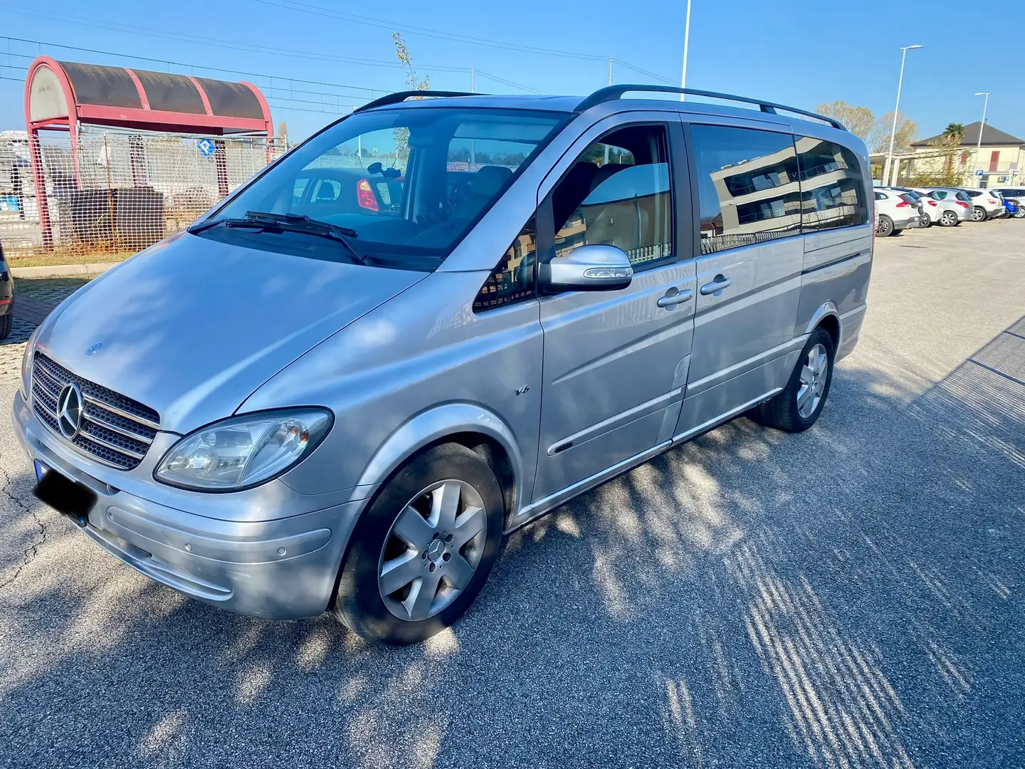 Mercedes-Benz Marco Polo Auto caravan Grau - 1