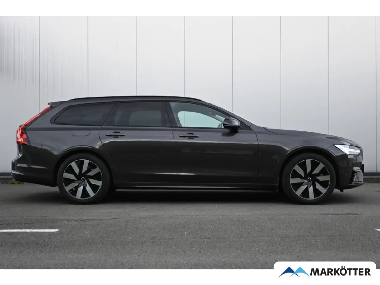 Volvo V90 T6 AWD Plus Dark Recharge ACC/AHK/360°Kamera Серый - 2