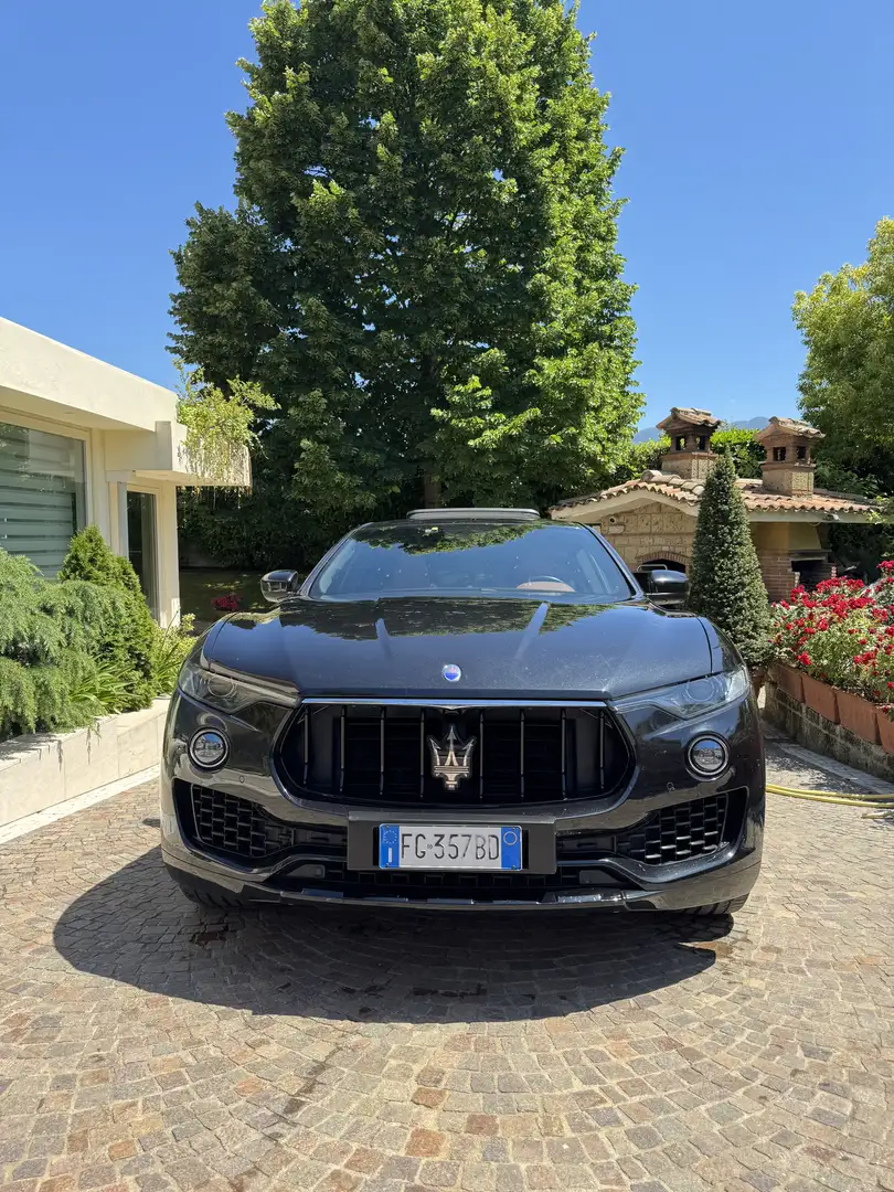 Maserati Levante - 1