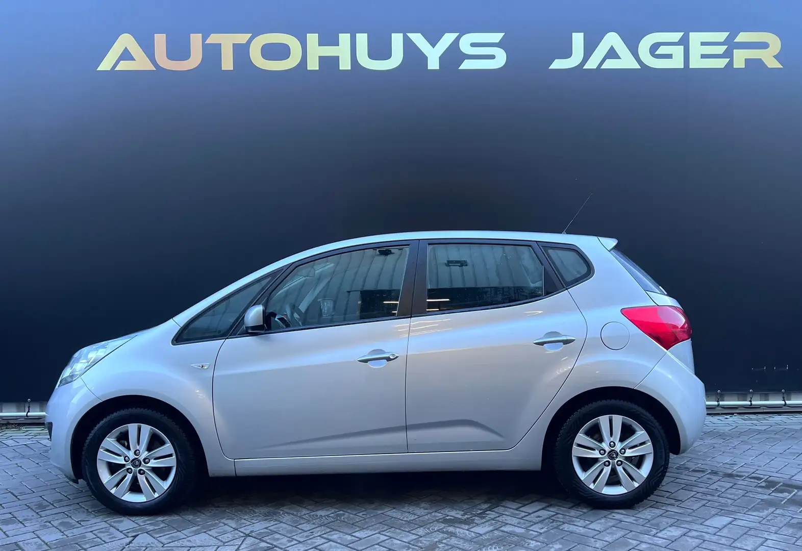 Kia Venga 1.6 CVVT Comfort Pack Automaat Camera Trekhaak Gris - 2