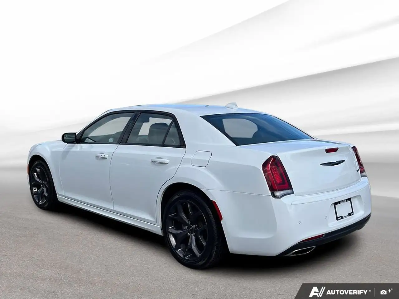 Chrysler 300 снимка Chrysler 300
