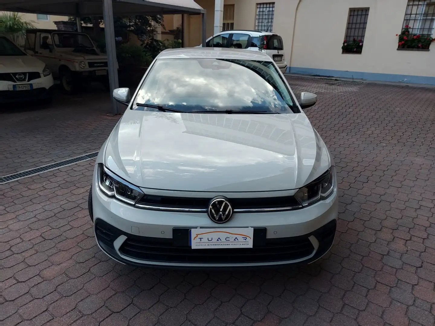 Volkswagen Polo Life 1.0 MPI EVO TECH PACK Beige - 2