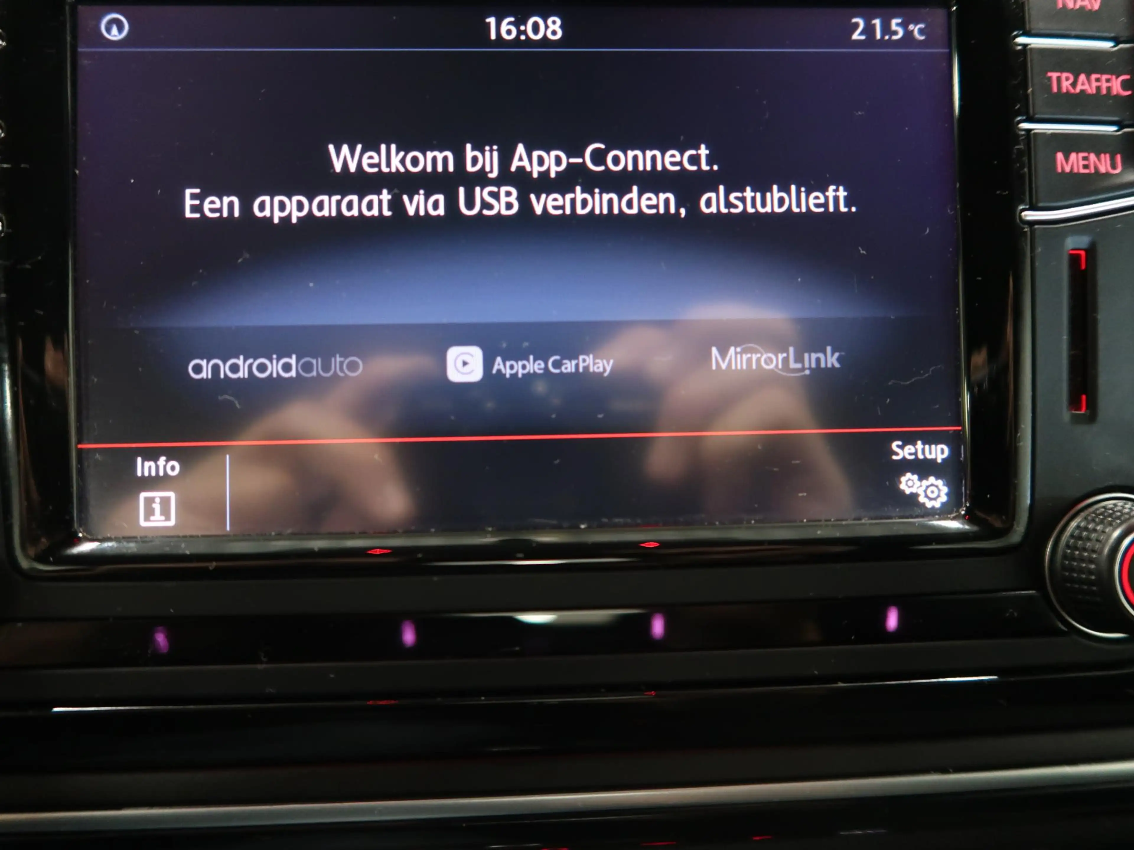 Volkswagen Beetle 1.2 TSI Sound Automaat Navigatie Airco-ecc App con — photo 12
