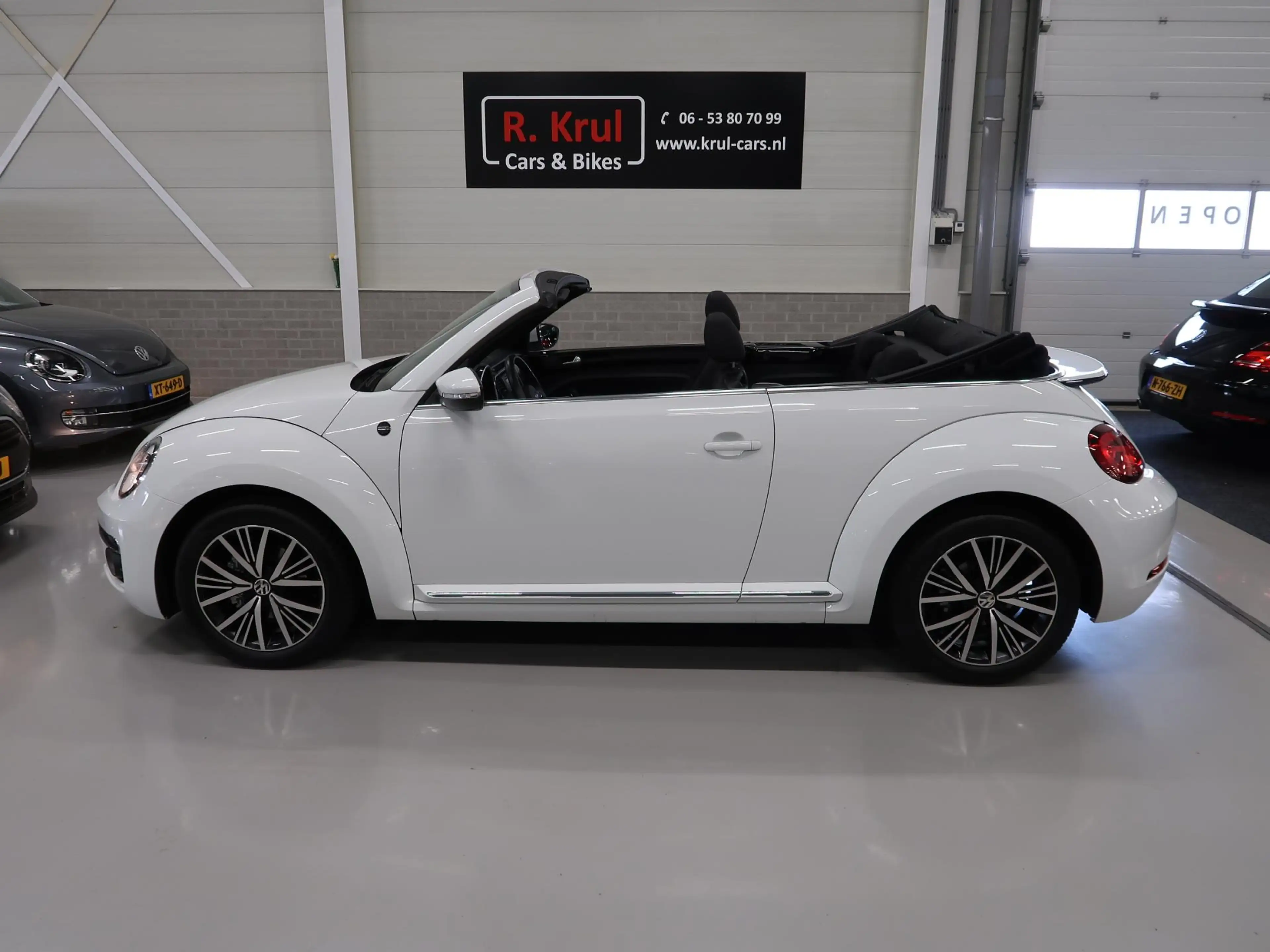 Volkswagen Beetle 1.2 TSI Sound Automaat Navigatie Airco-ecc App con — photo 3