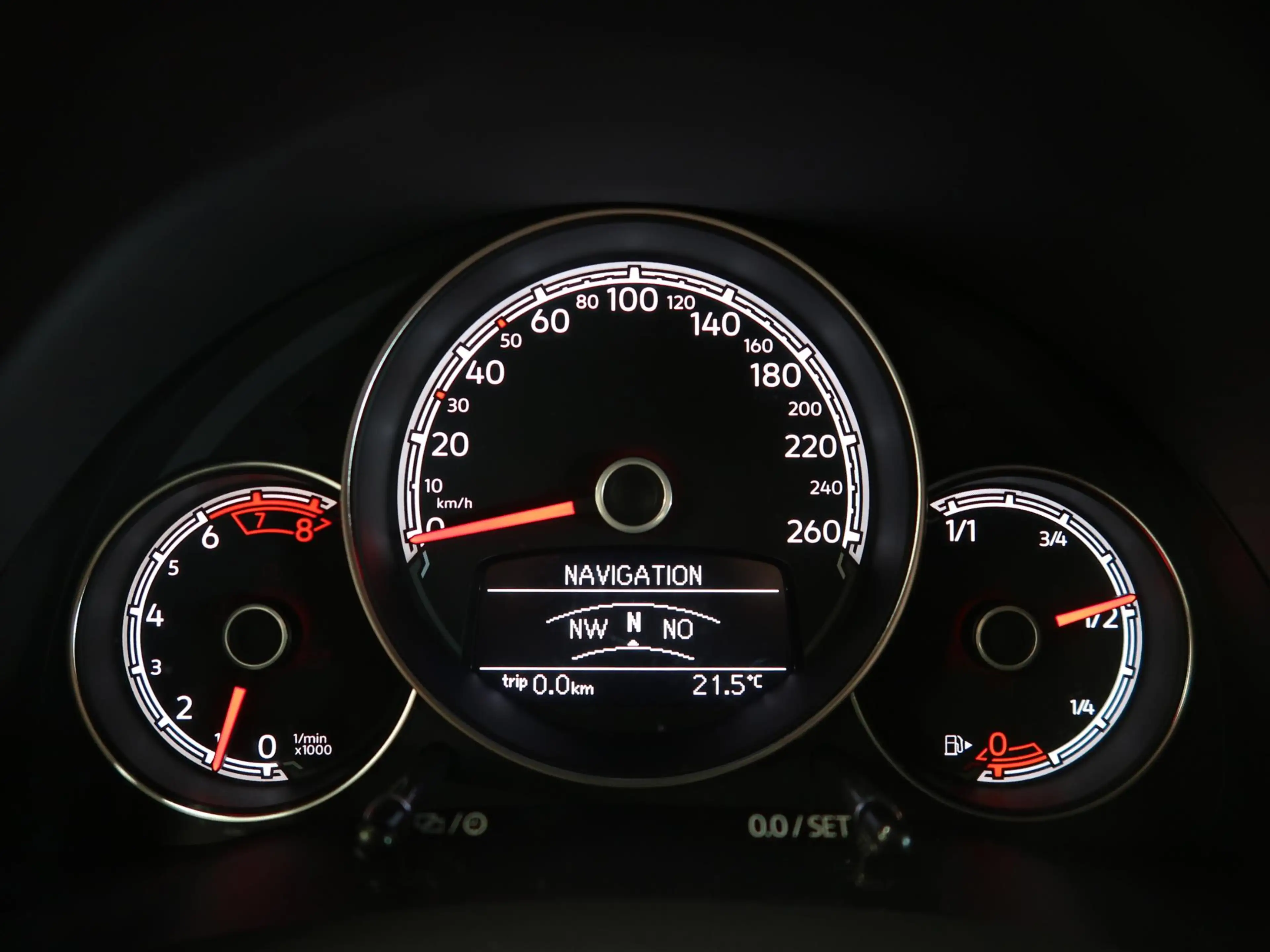 Volkswagen Beetle 1.2 TSI Sound Automaat Navigatie Airco-ecc App con — photo 43