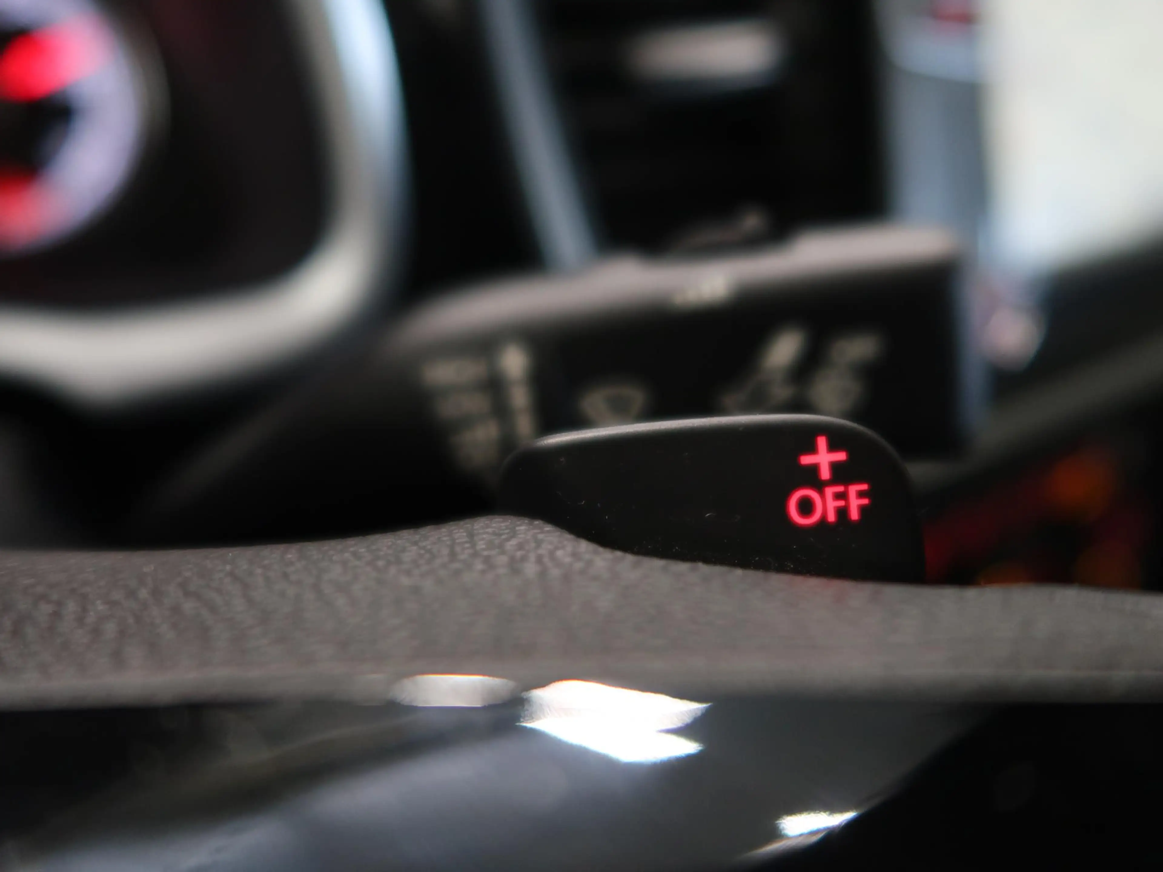Volkswagen Beetle 1.2 TSI Sound Automaat Navigatie Airco-ecc App con — photo 28
