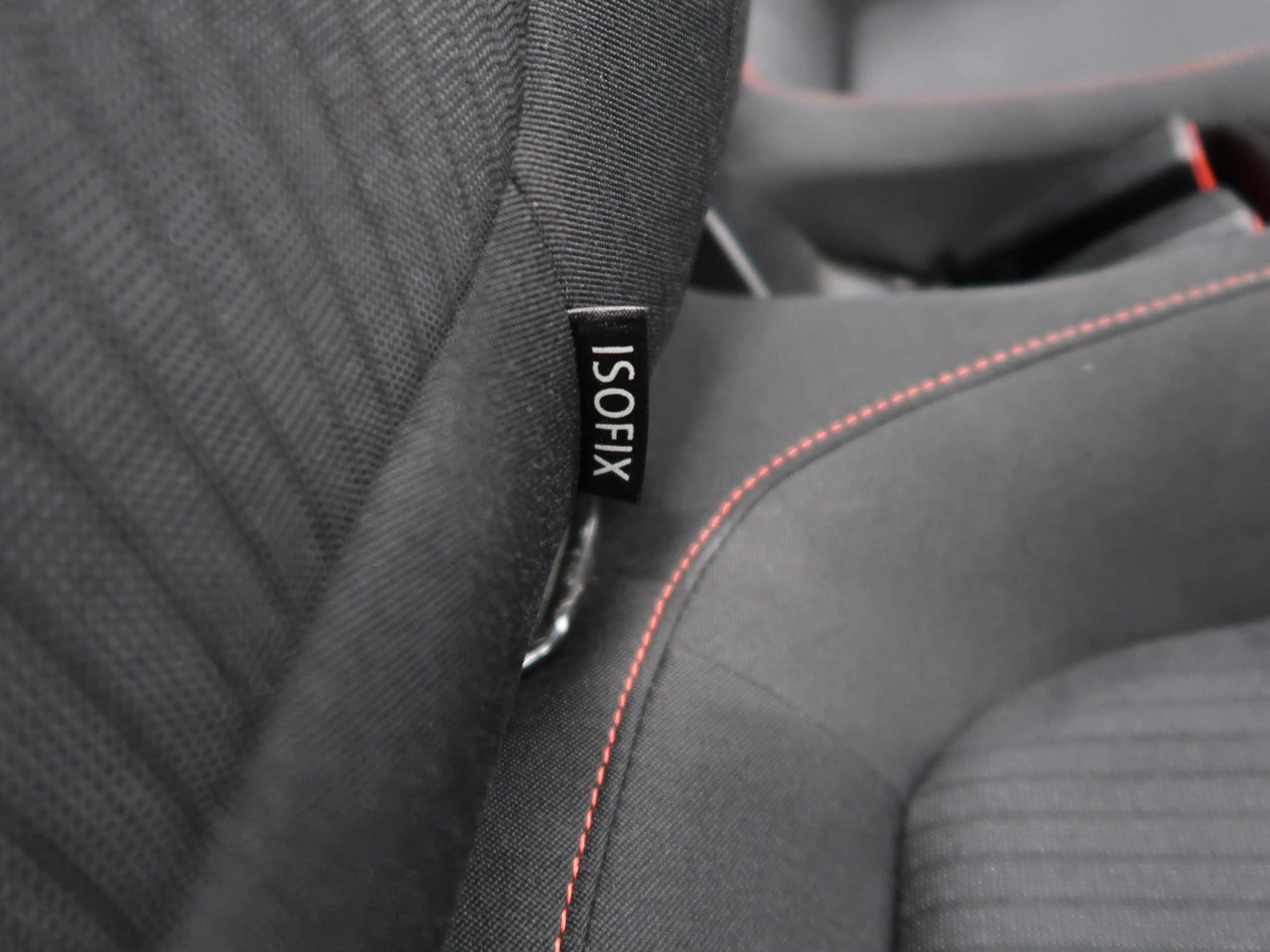 Volkswagen Beetle 1.2 TSI Sound Automaat Navigatie Airco-ecc App con — photo 26