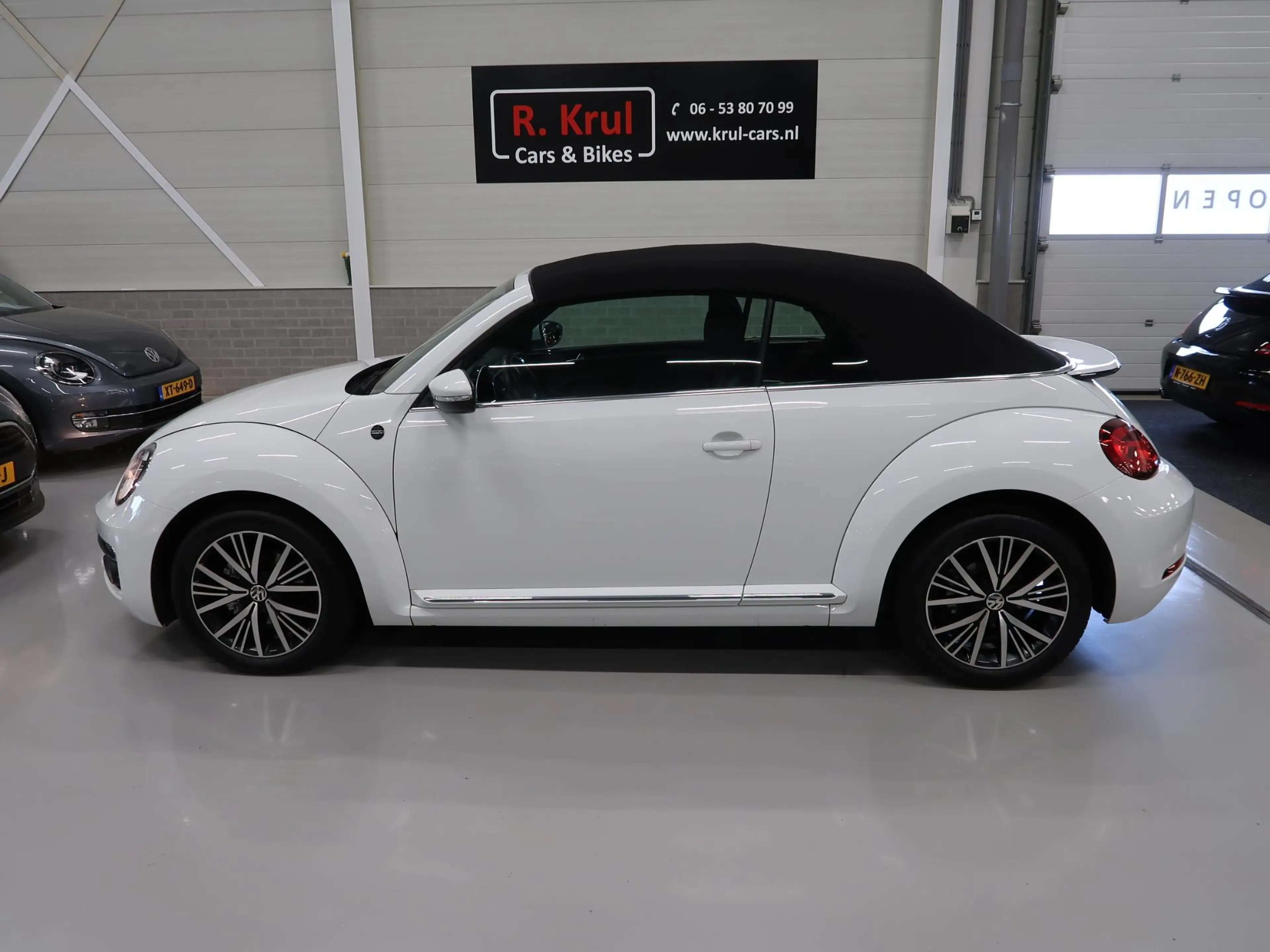 Volkswagen Beetle 1.2 TSI Sound Automaat Navigatie Airco-ecc App con — photo 4