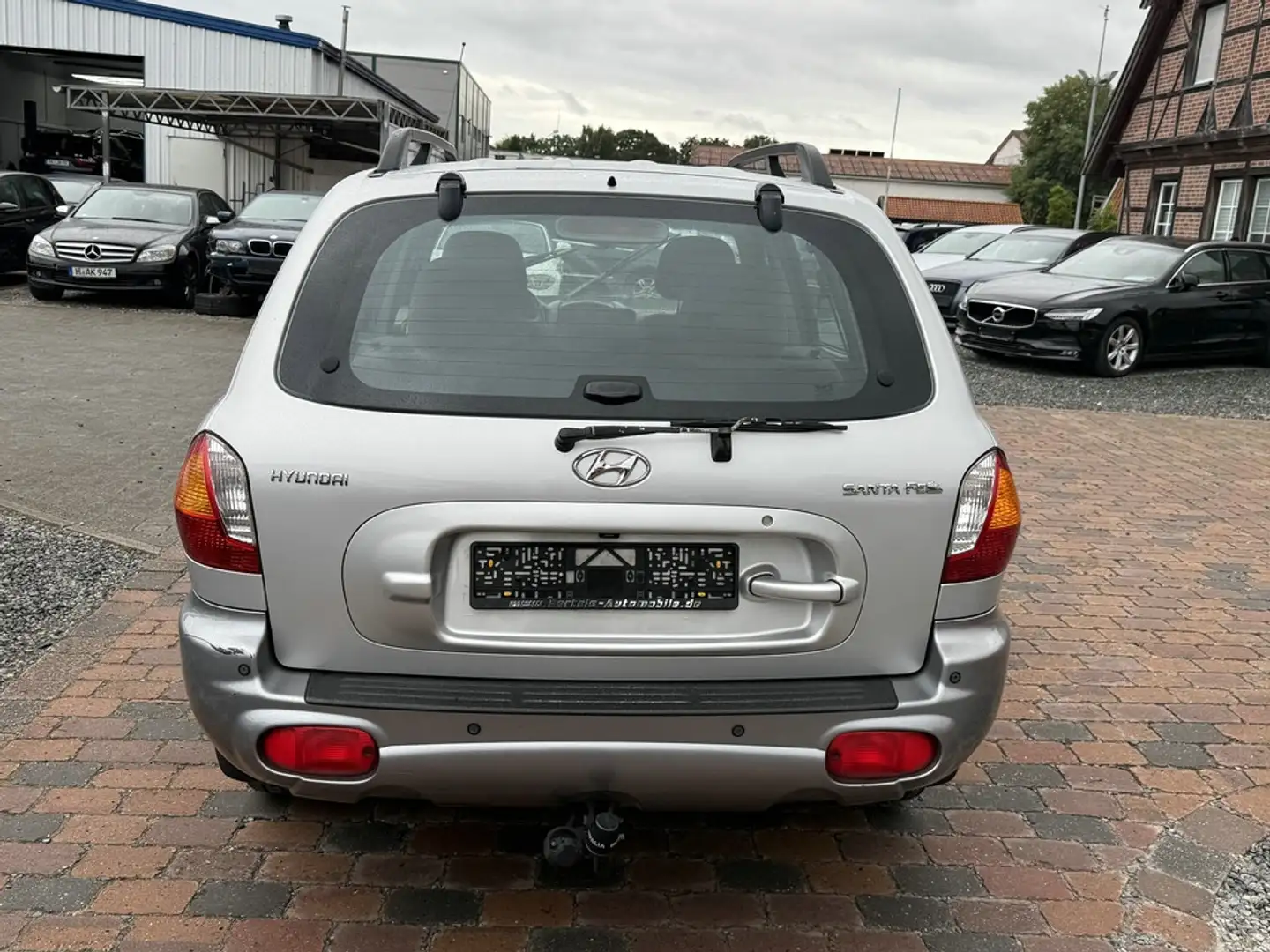 Hyundai SANTA FE 2.4 GLS, Allwetterreifen, Klima, AHK Silber - 2