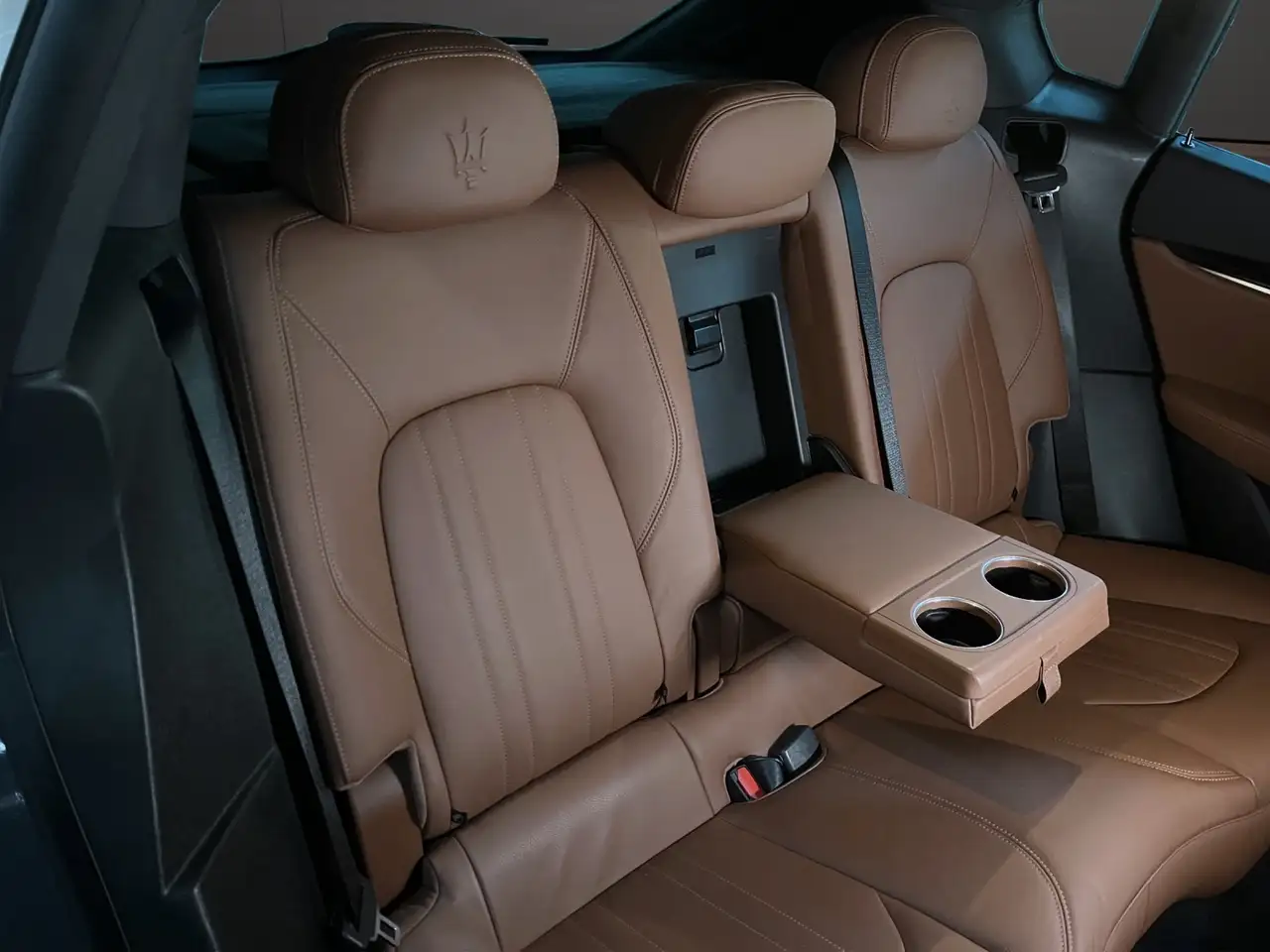 Maserati Levante 2022 — фото 10