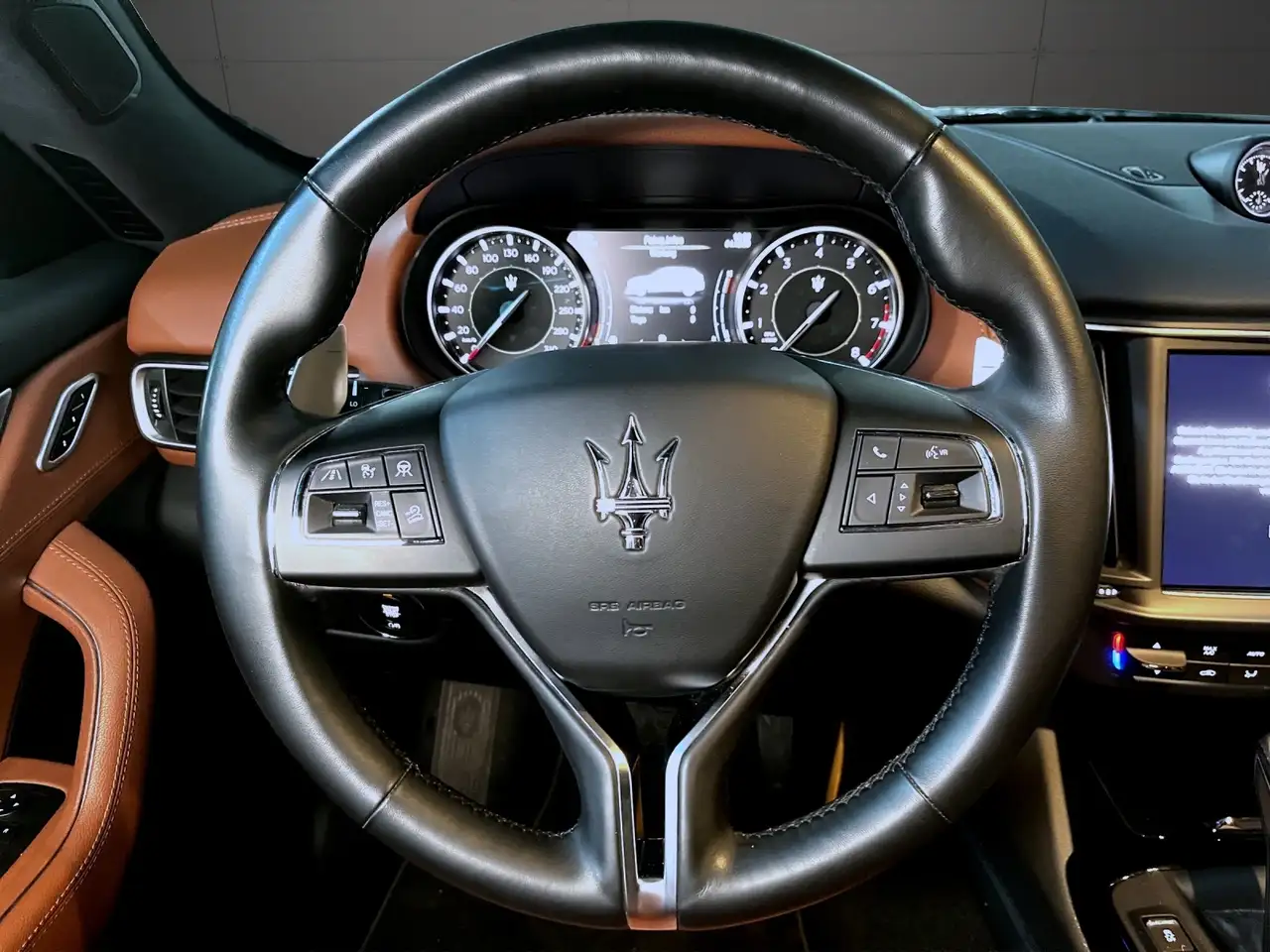 Maserati Levante 2022 — фото 8