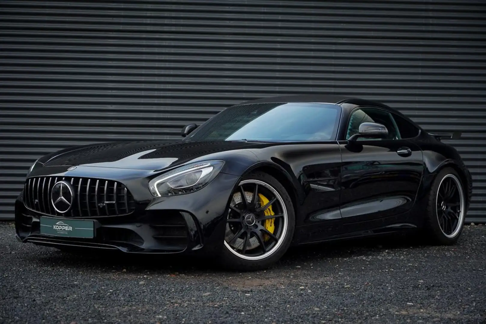 Mercedes-Benz AMG GT 4.0 R Schwarz - 1