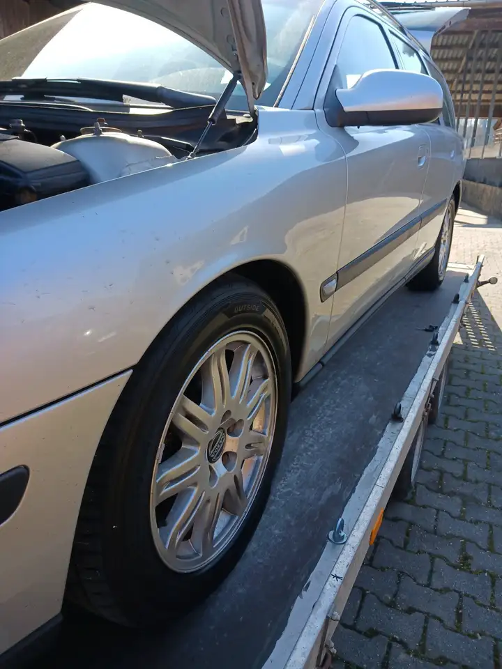 Volvo V70 Orginal T5 einer der ersten! Durchgeschraubt!, foto 2