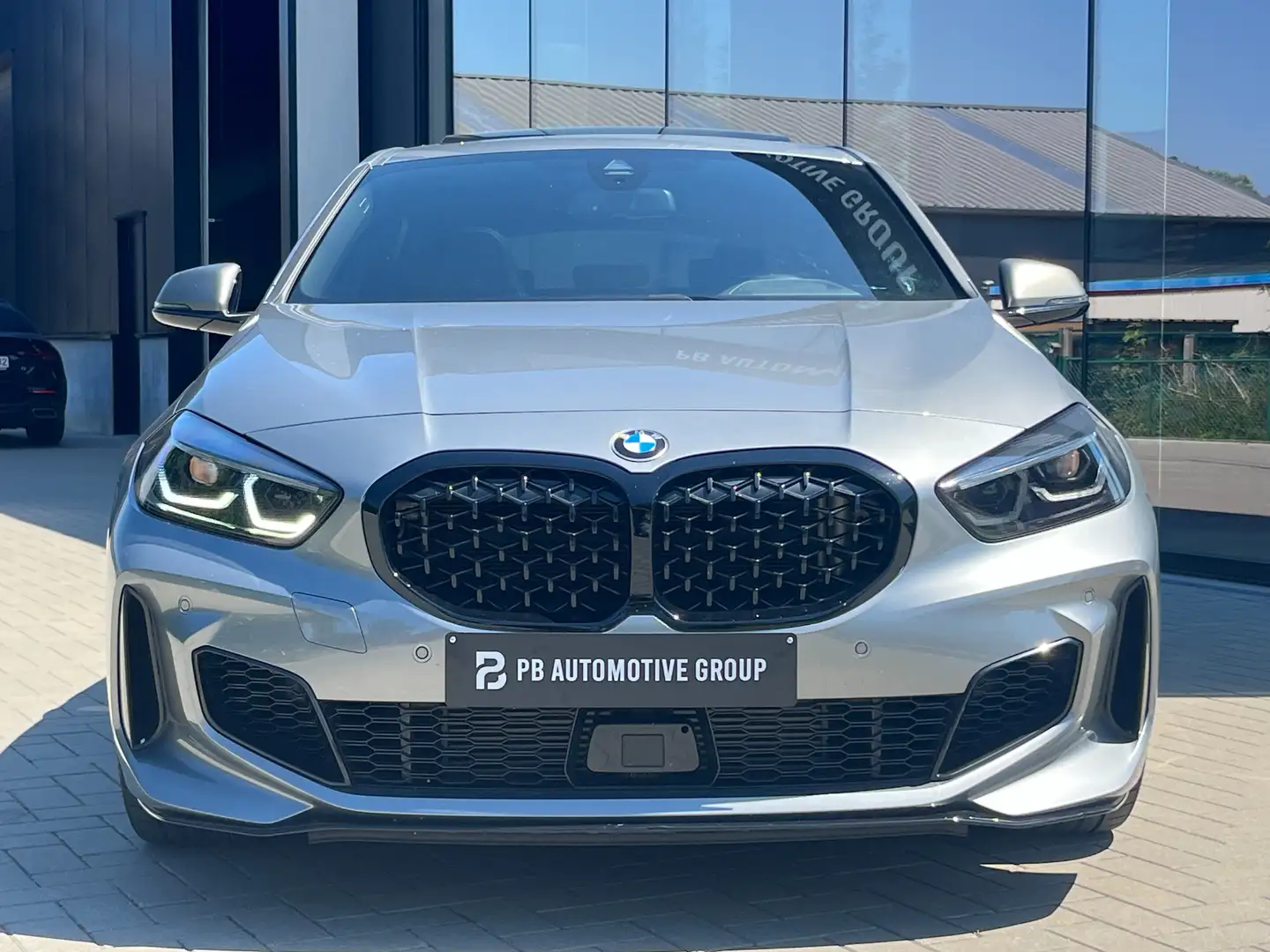 BMW 135 M135i xDrive Shadowline-Pano-M-Seats-ACC-Prof-Cam Gris - 2