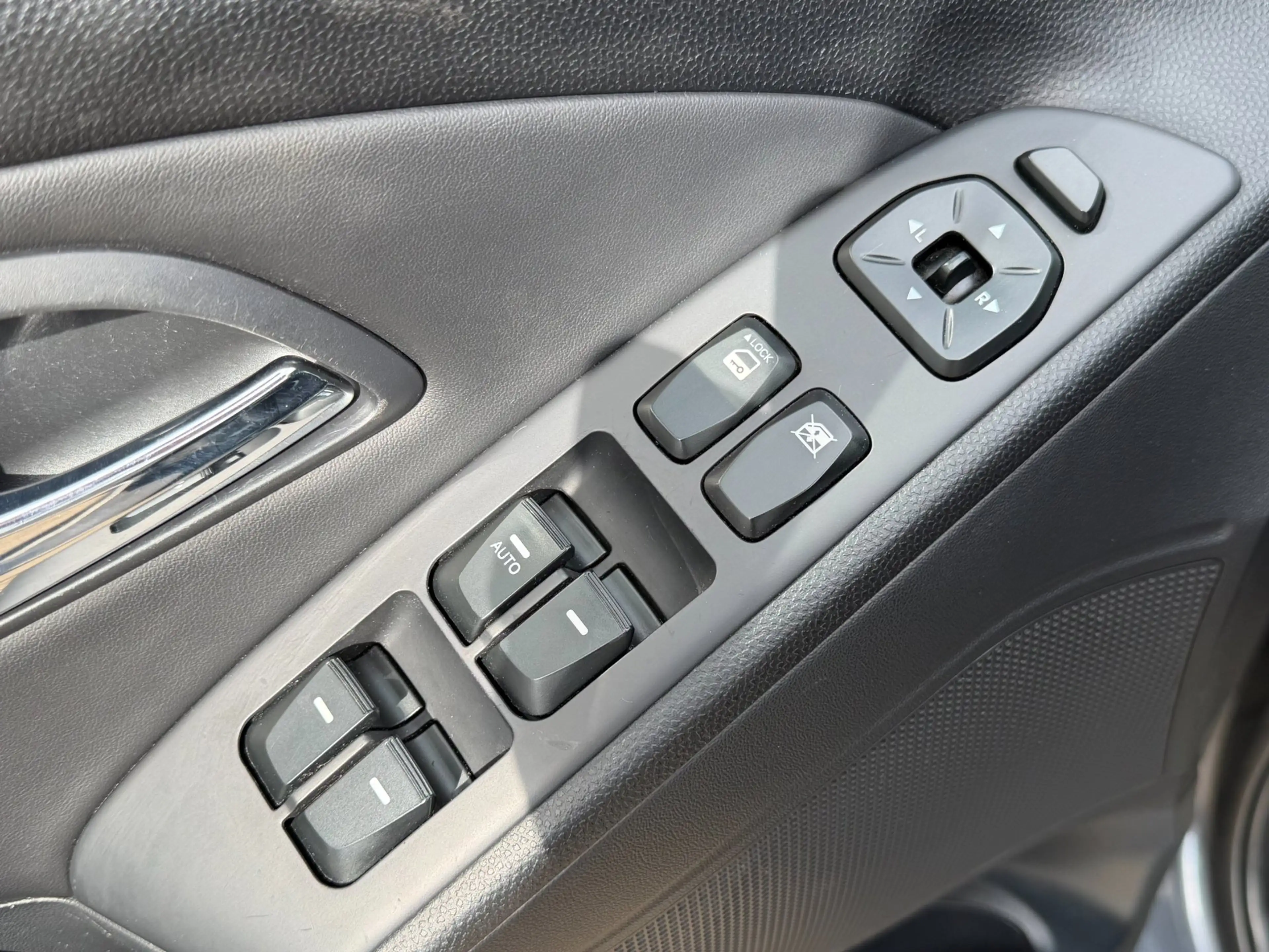Hyundai iX35 2.0i Style l CRUISE l CAMERA l TREKHAAK l NAP! — photo 9