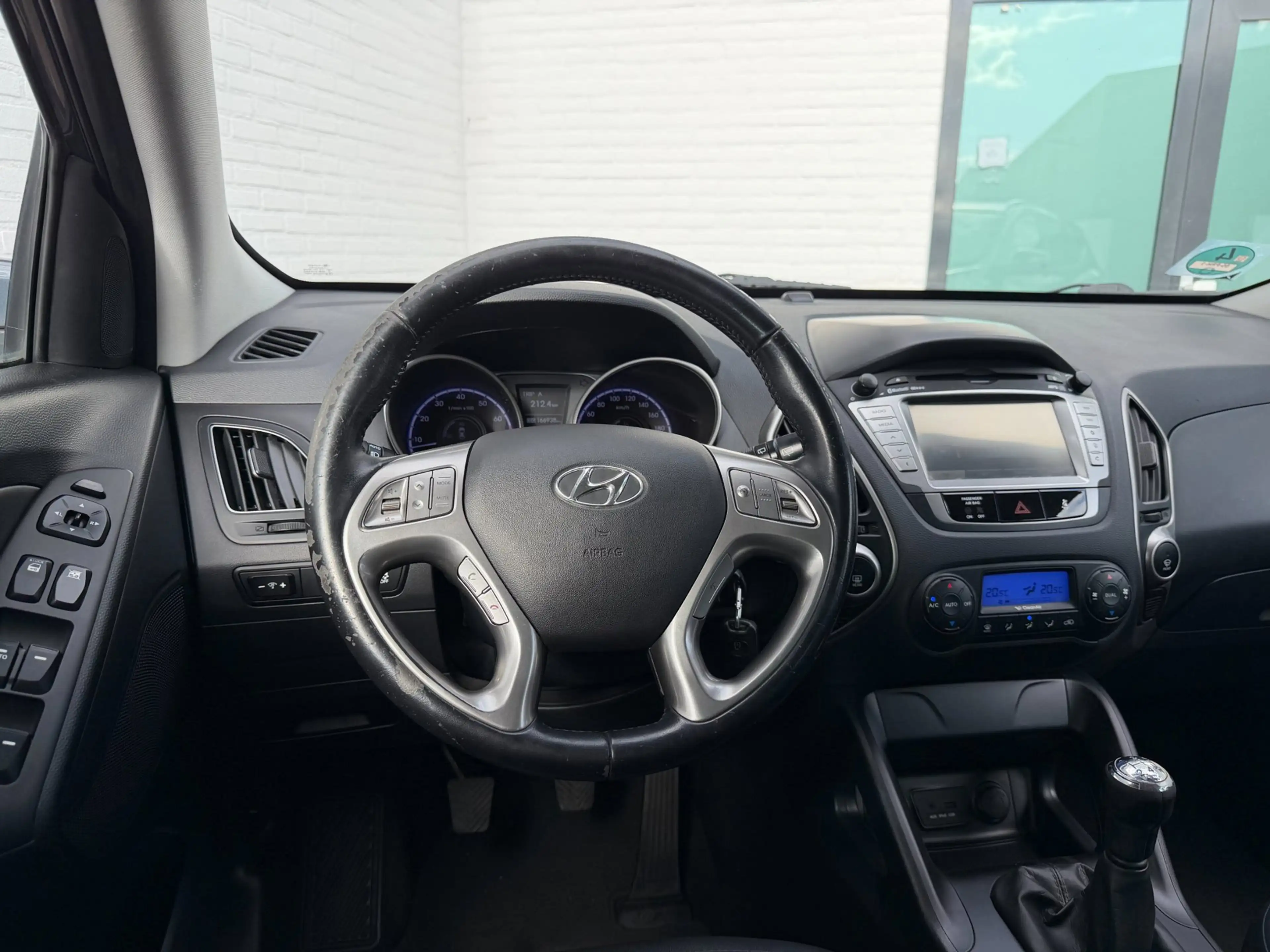 Hyundai iX35 2.0i Style l CRUISE l CAMERA l TREKHAAK l NAP! — photo 10