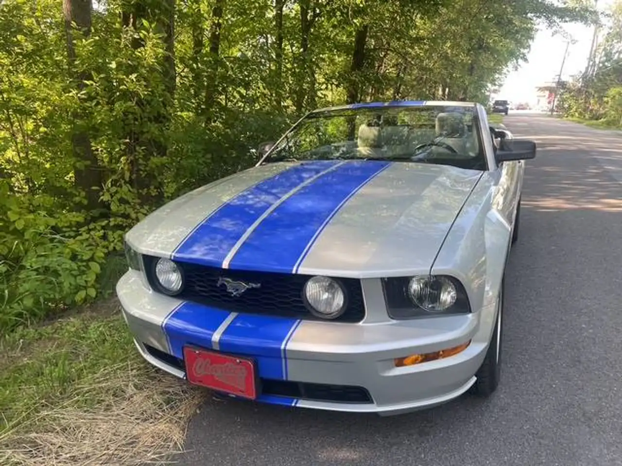 Ford Mustang photo Ford Mustang
