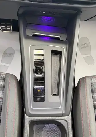 Volkswagen Golf view 15