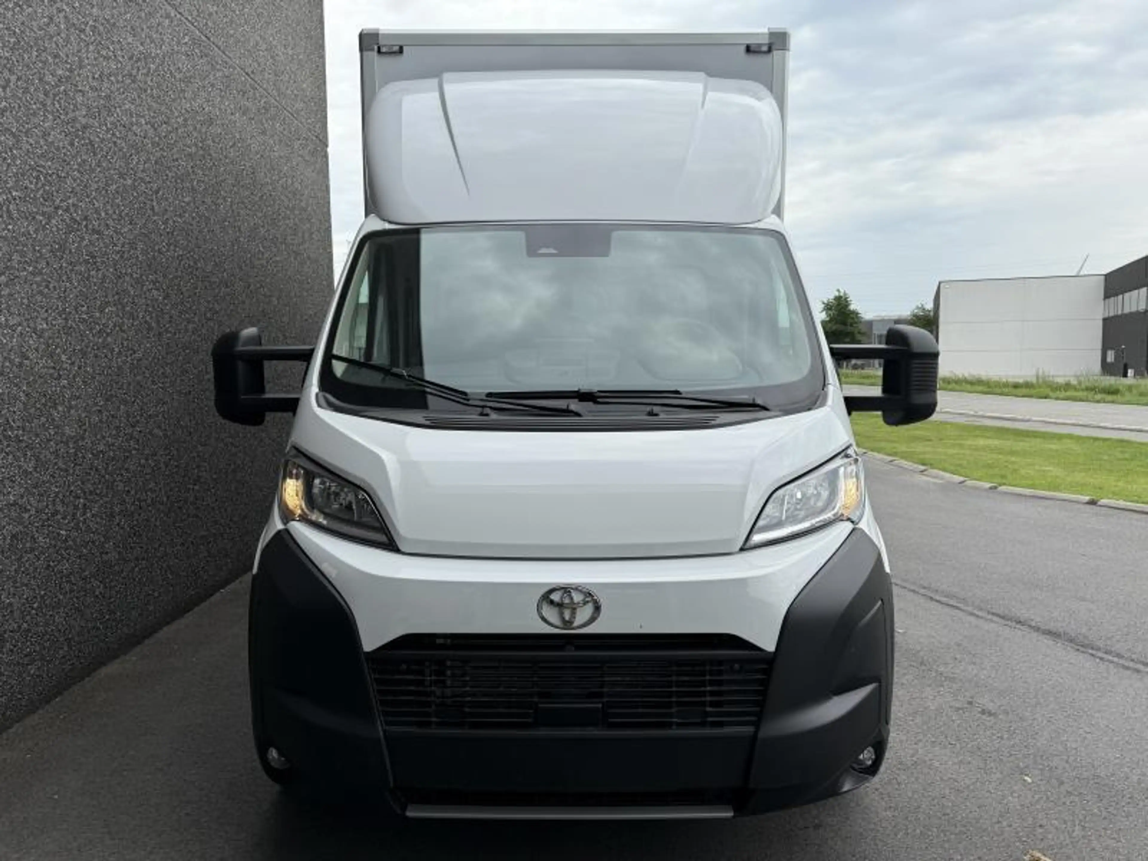 Toyota Proace Max Comfort + Meubelbak & laadklep 42700+btw — photo 2